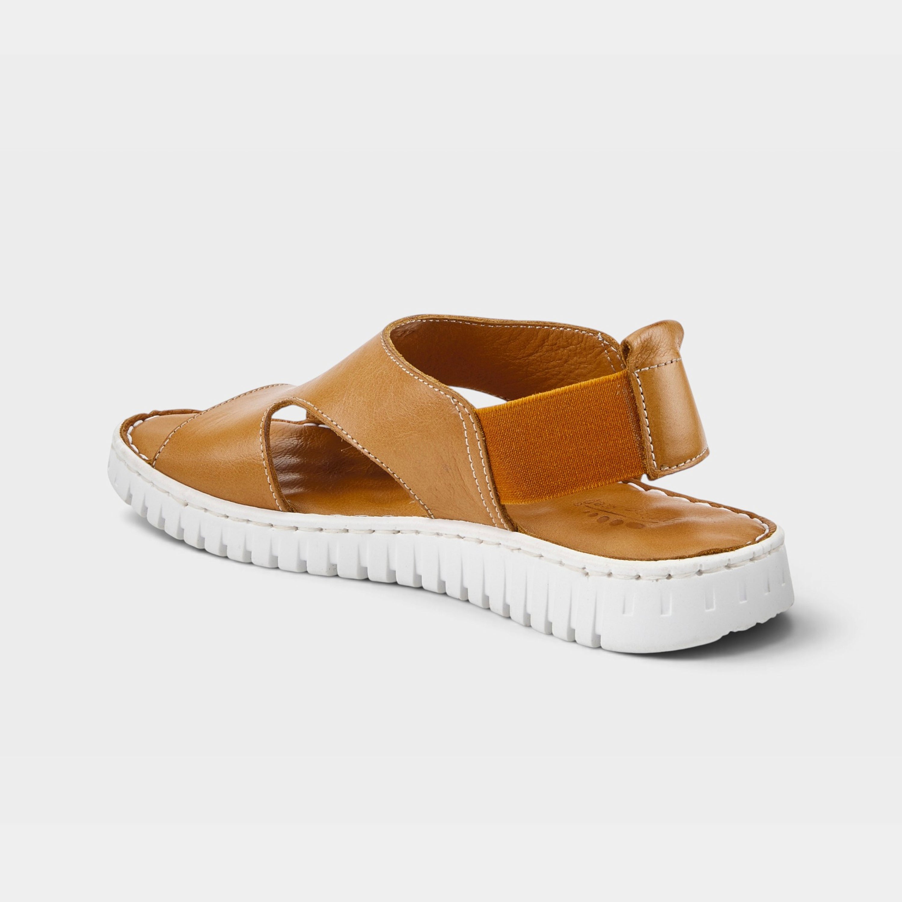 Spring Step Abadessa Camel Sandal
