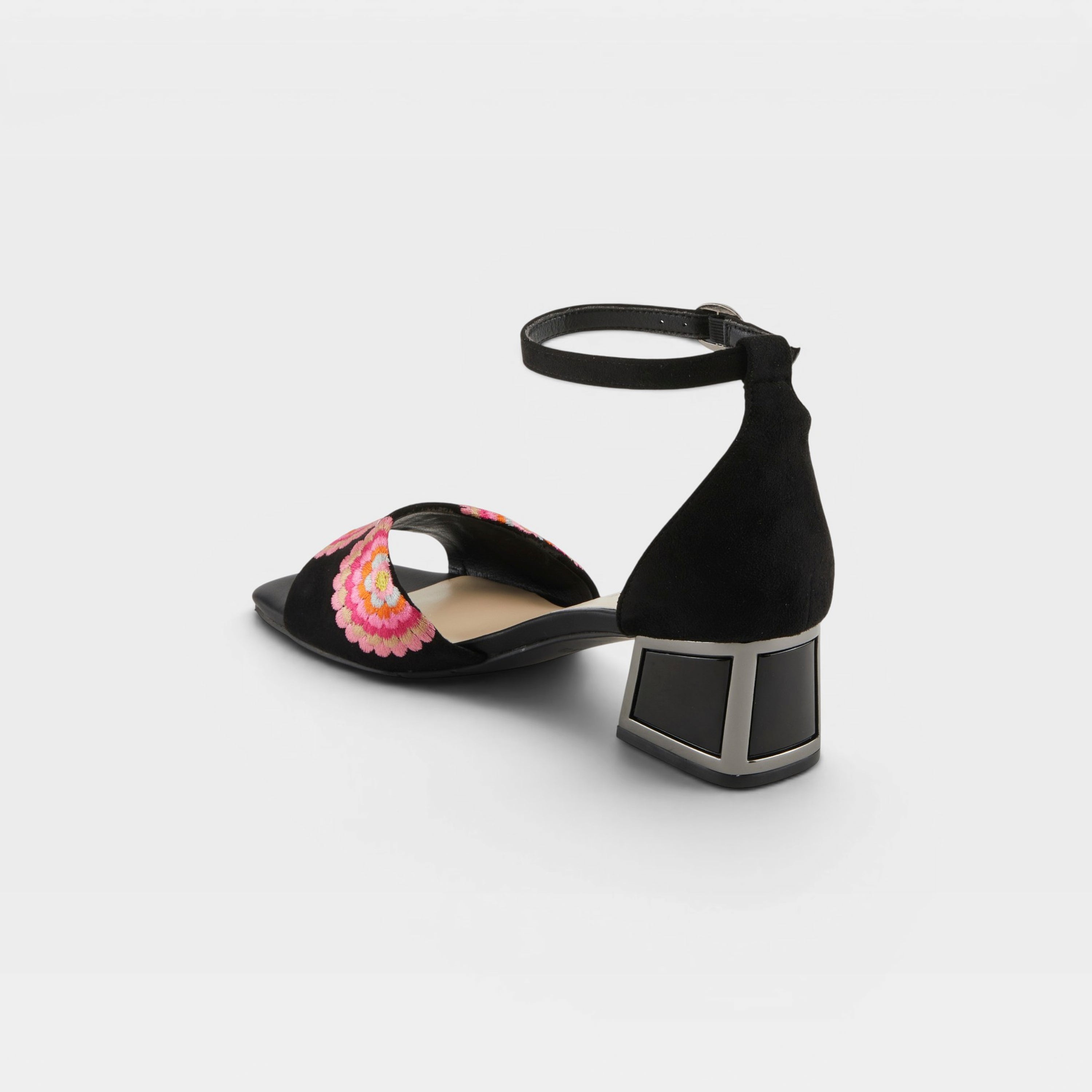 Azura Abeaute Black Multi Shoe