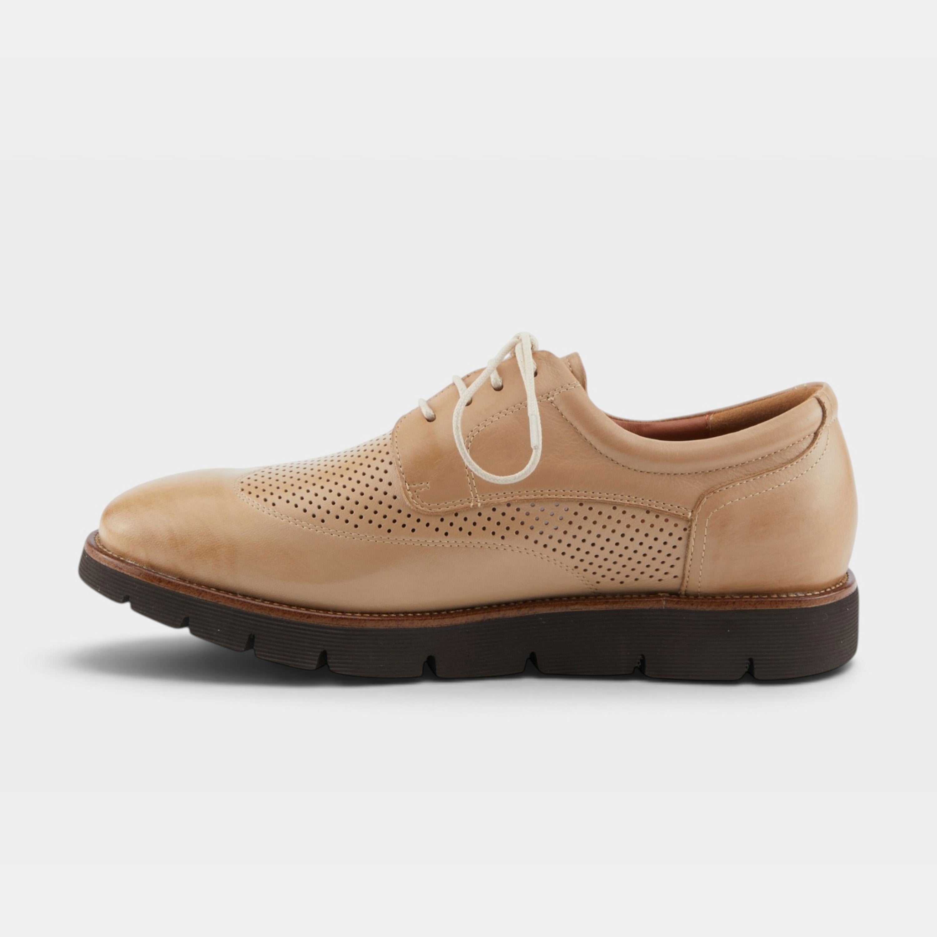 L'Artiste Men Adler Beige Shoe