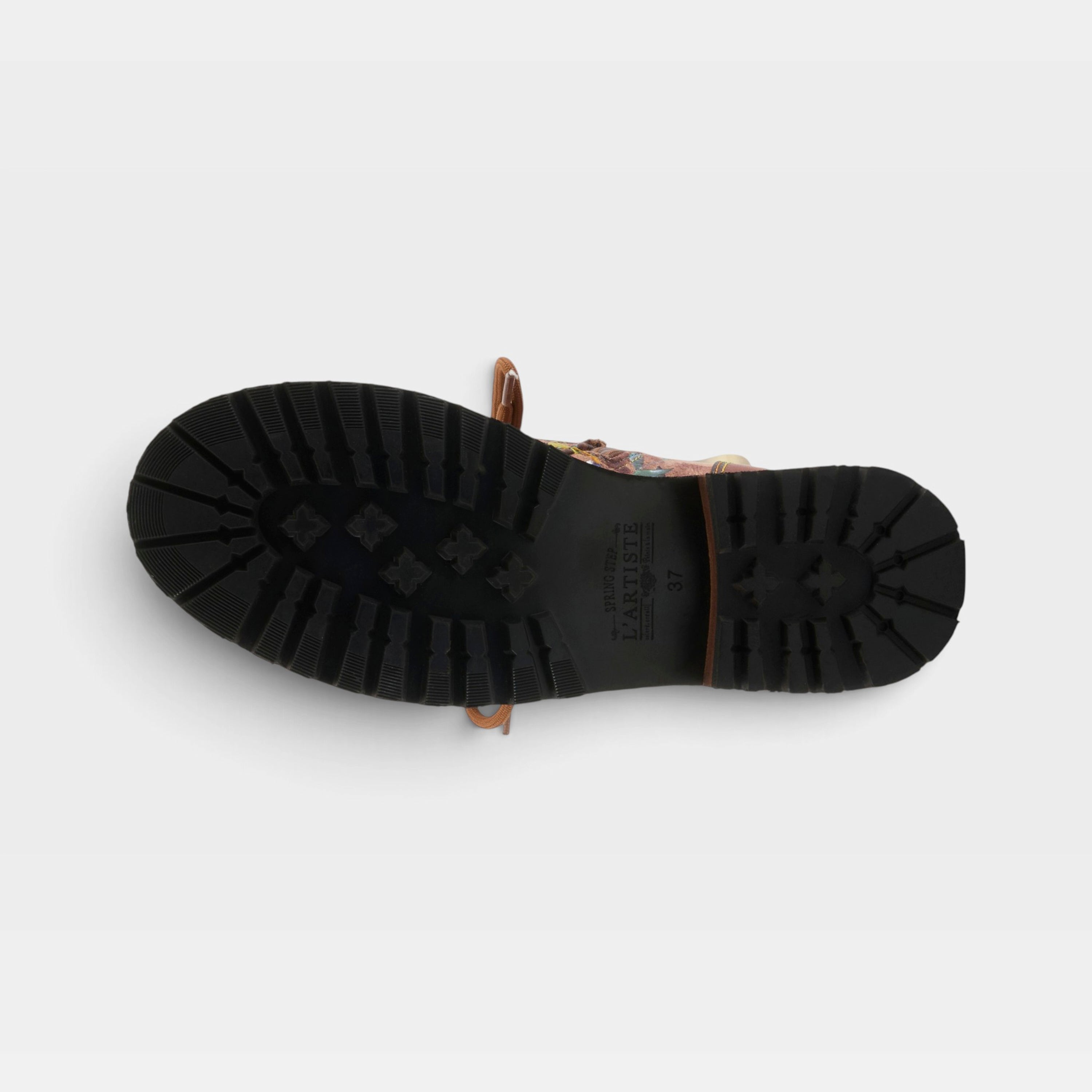 L'Artiste Alltheway booties in Camel Multi, outsole view