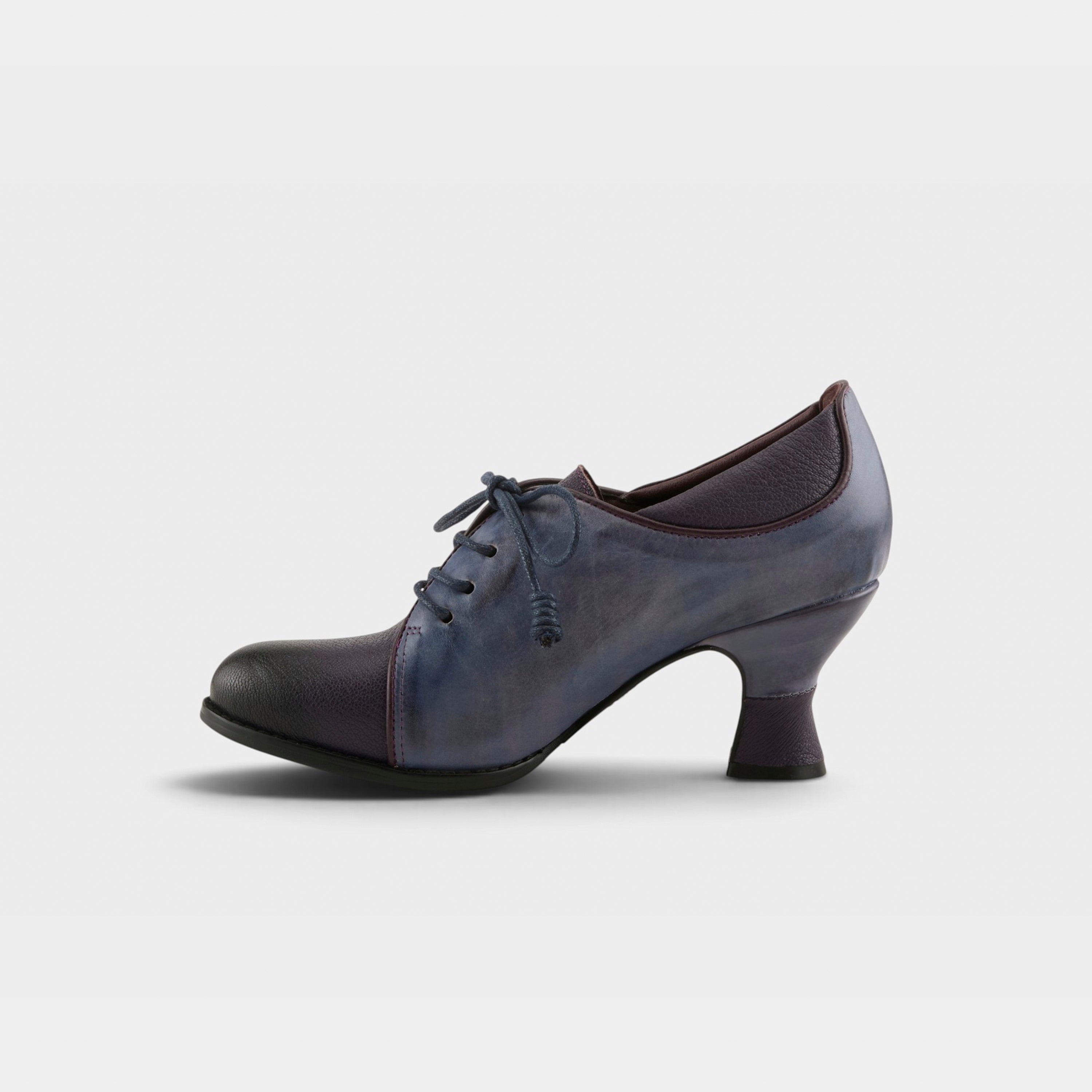 L'Artiste Alsehi shoes in Purple Multi, side view