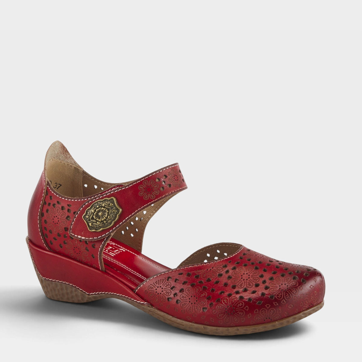 L'Artiste Americana shoes in Red, front view