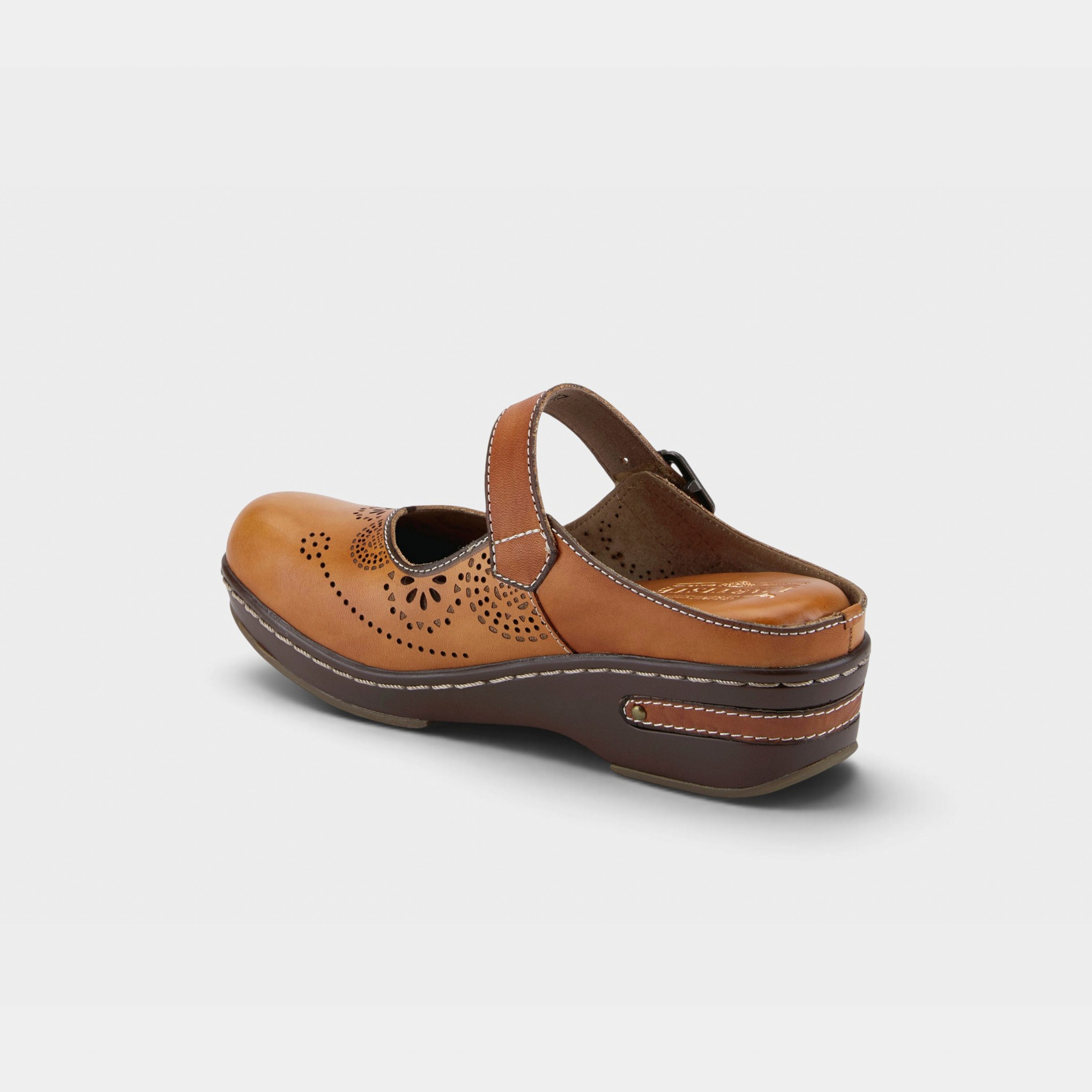 L'Artiste Aneria clogs in Camel, alternate angle view