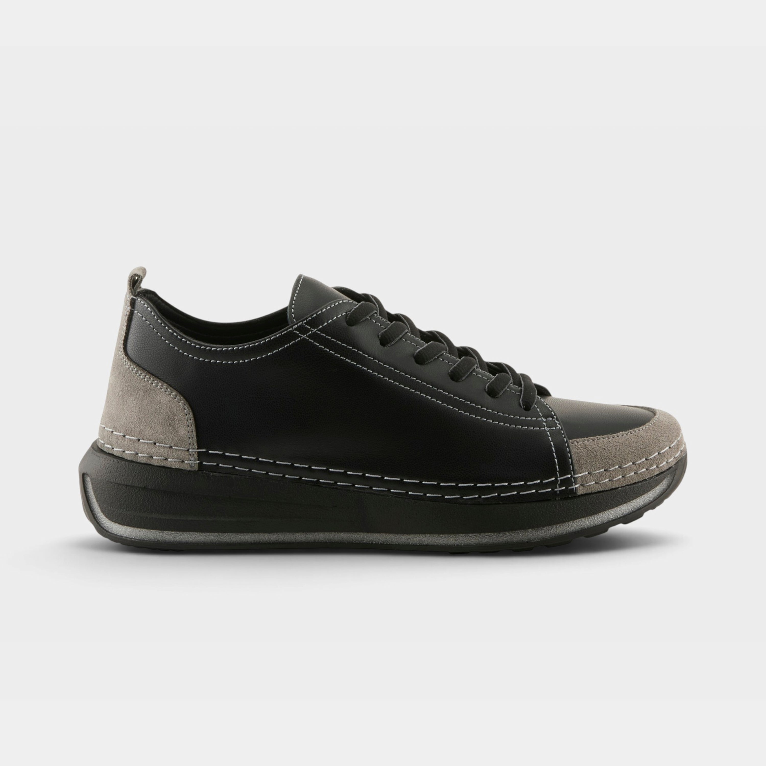 Spring Step Angolan Black Sneaker