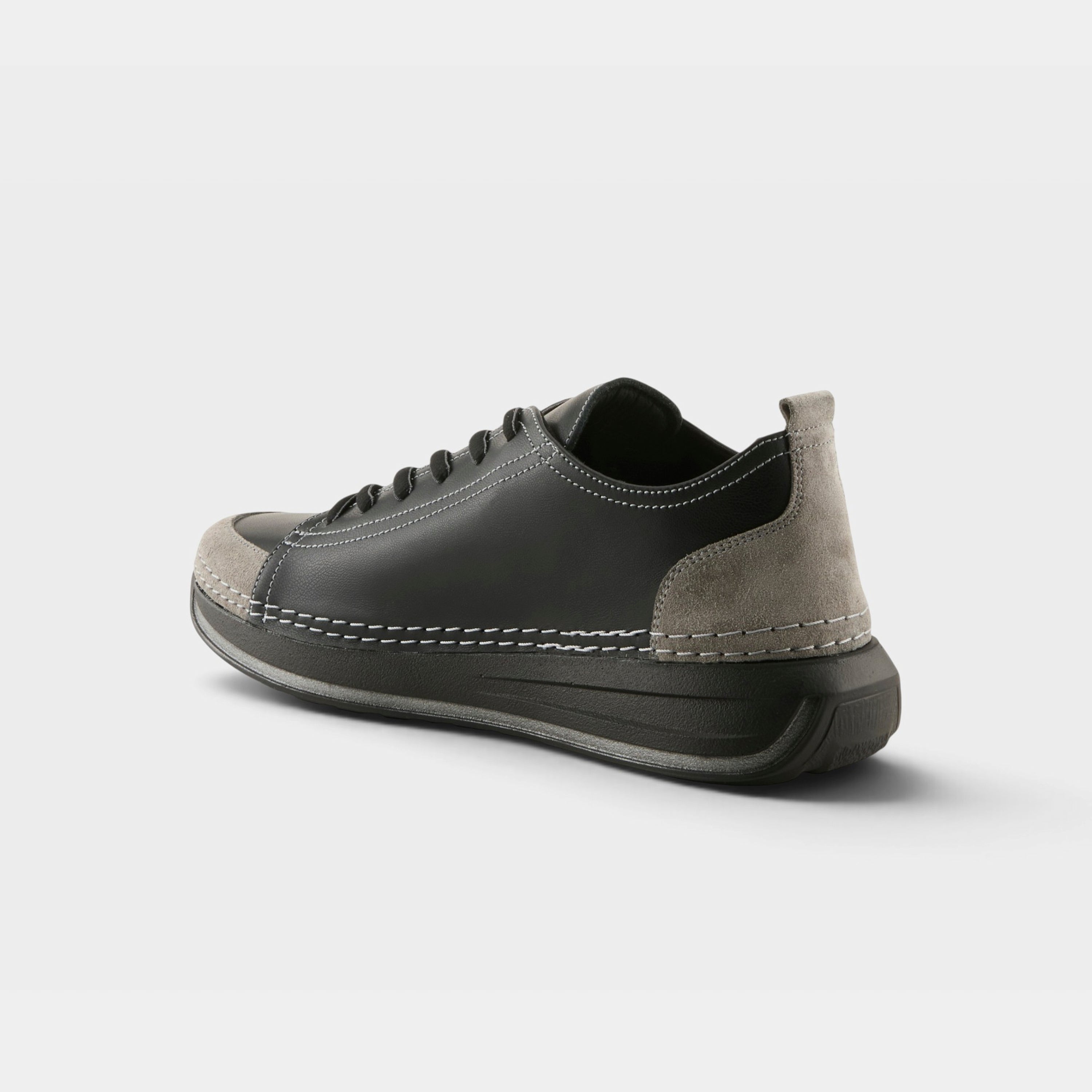 Spring Step Angolan Black Sneaker