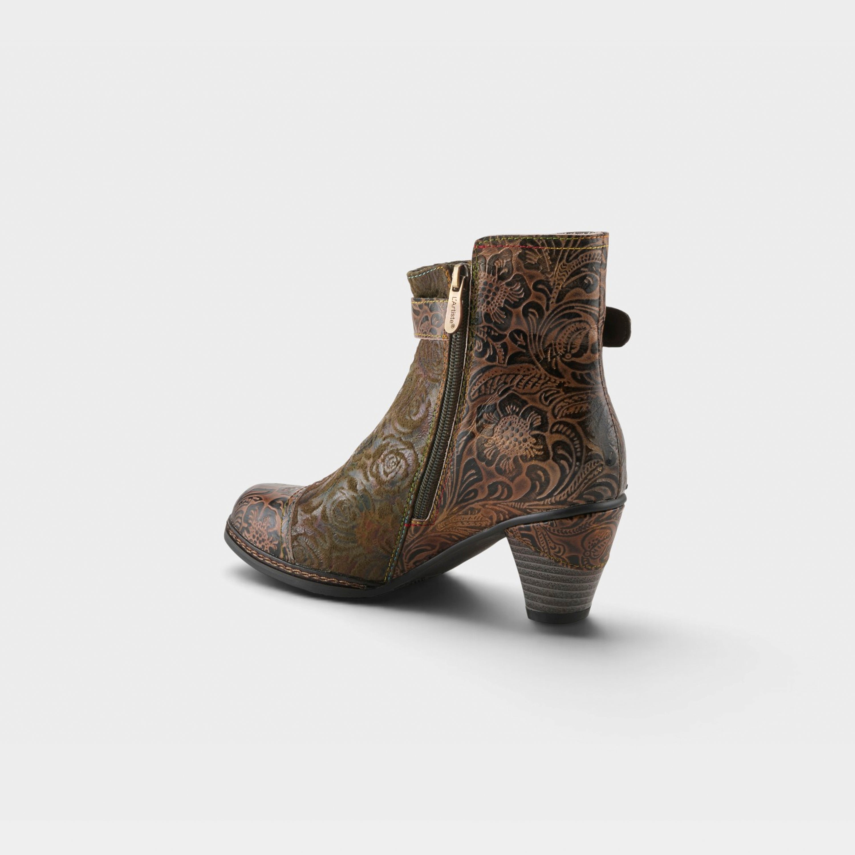 L'Artiste Antilles boots in Olive Green, alternate angle view