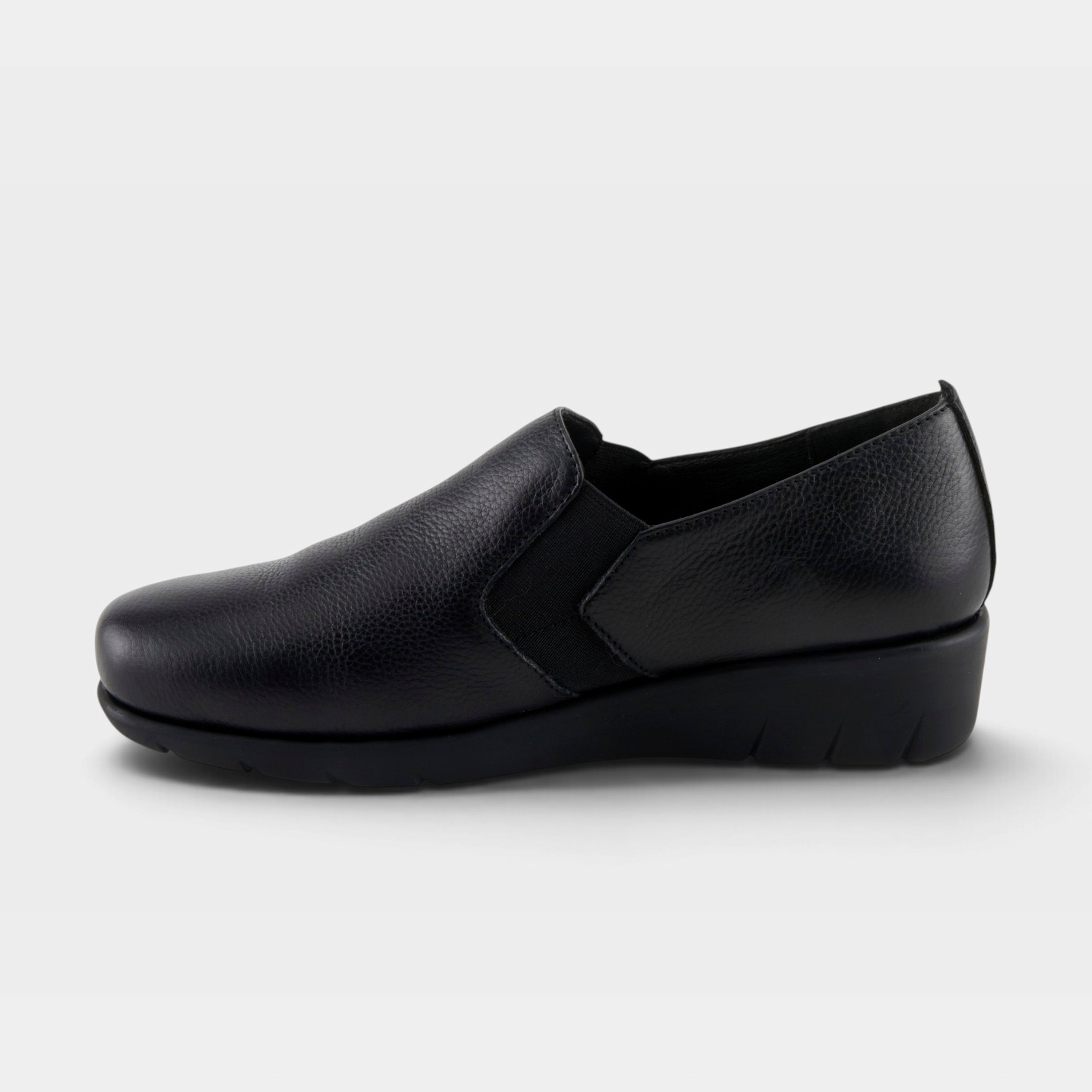 Spring Step Arete Black Shoe
