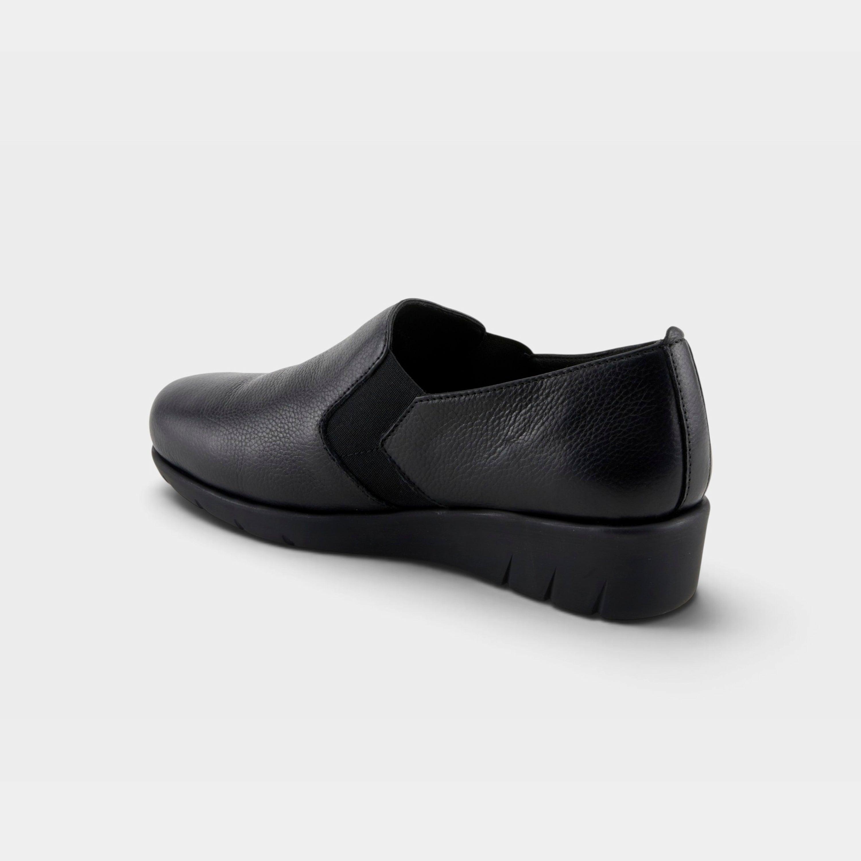 Spring Step Arete Black Shoe