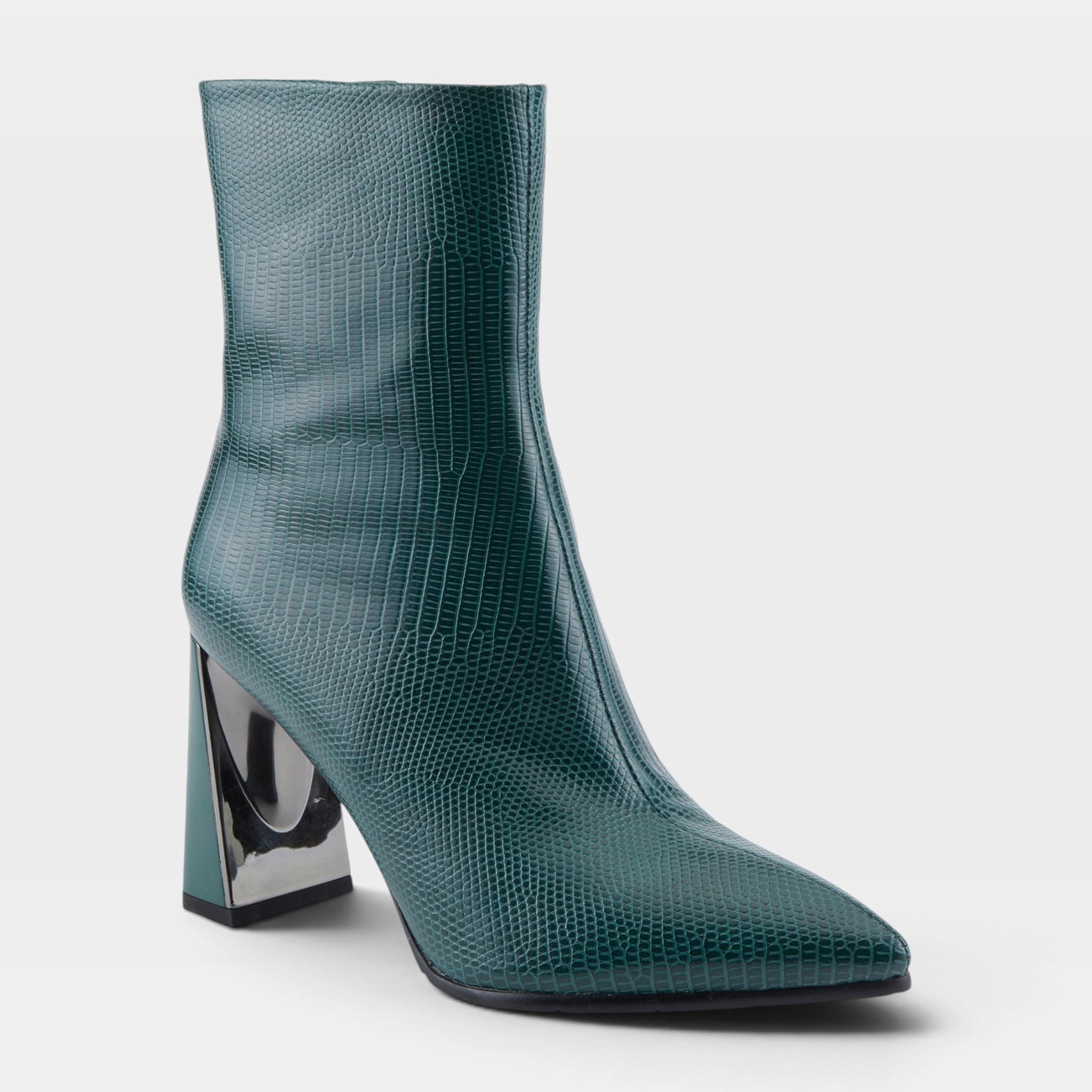 Azura Attention Green Boot