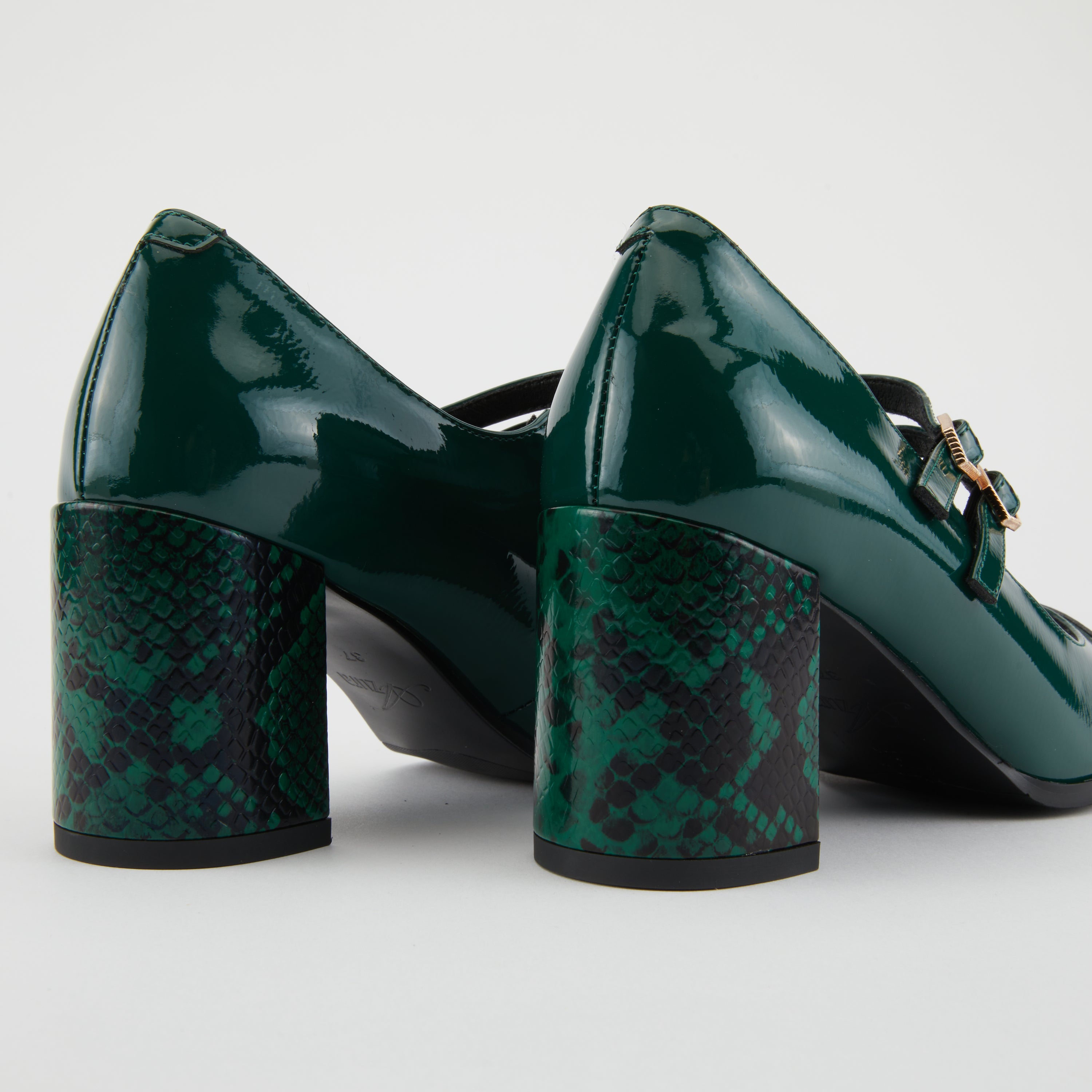 GREEN MULTI PATENT