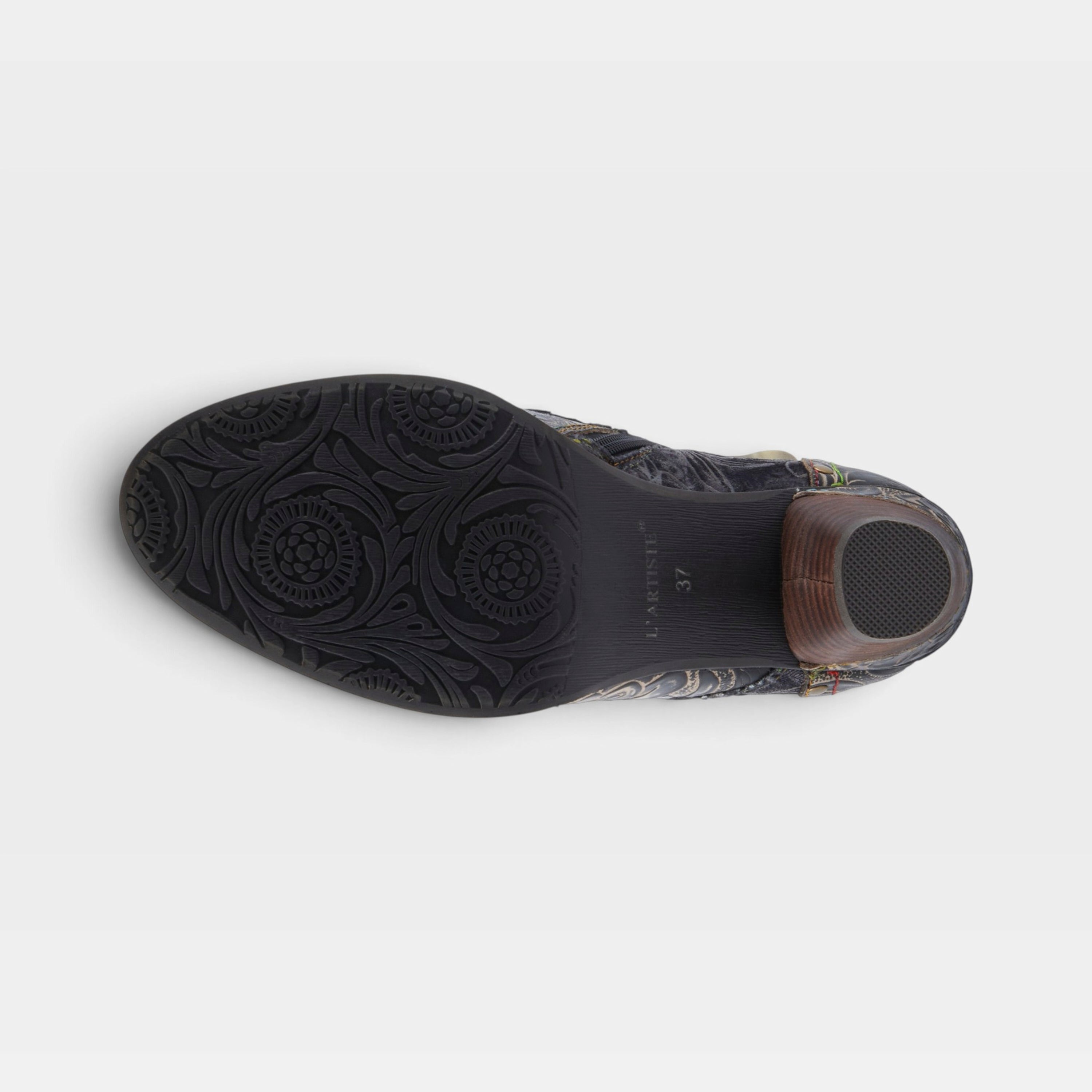 L'Artiste Avyanna boots in Black Multi, outsole view