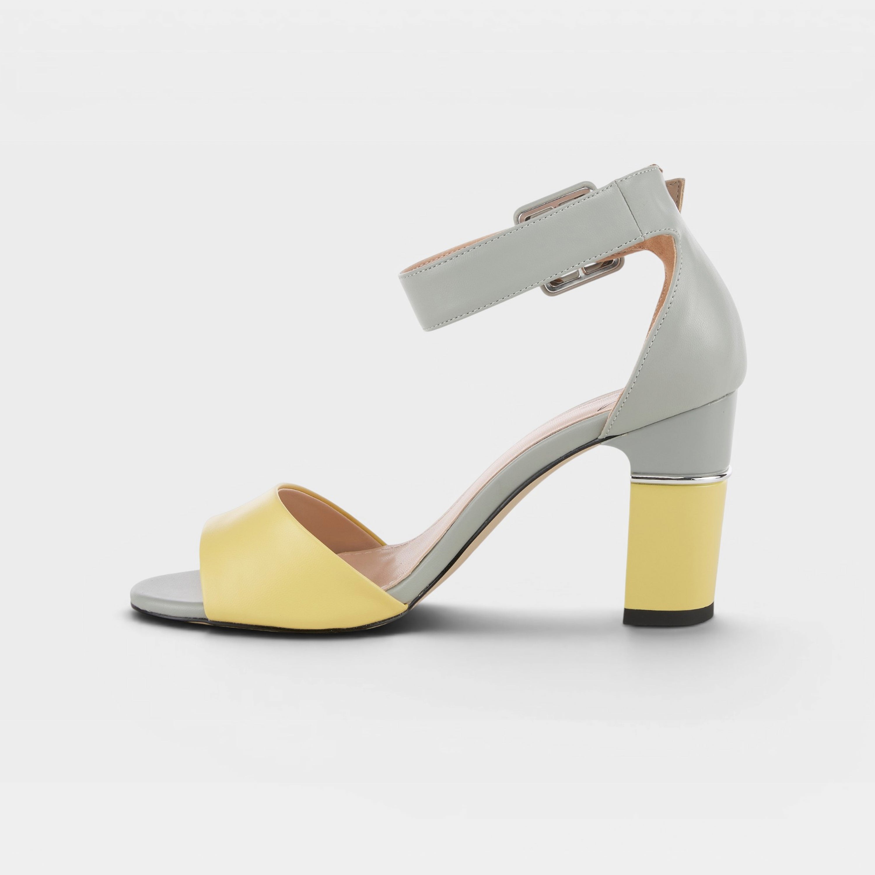 Azura Barbra Yellow Multi Sandal