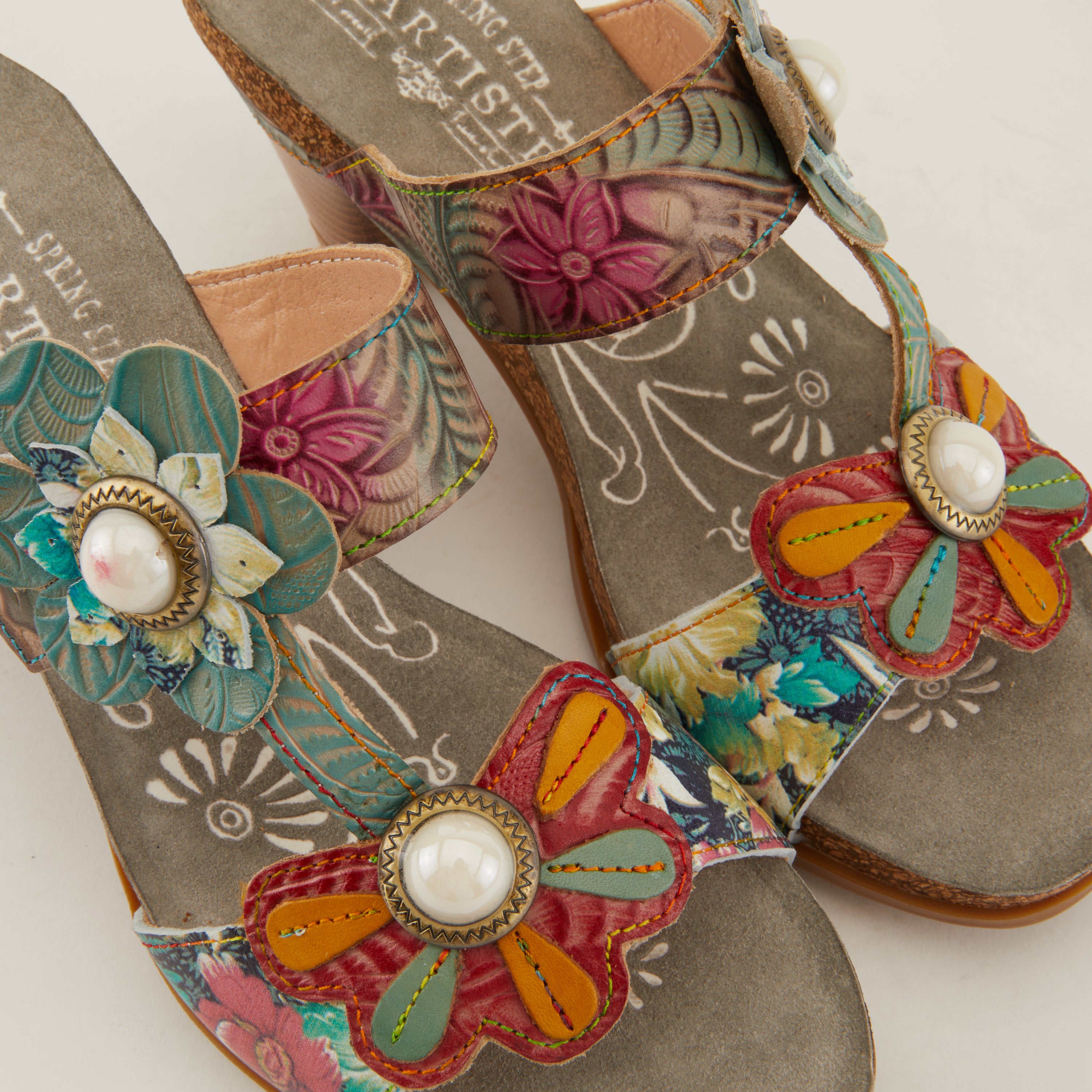 L'Artiste L'ARTISTE BARI PLATFORM SANDALS sandal in grey multi with handcrafted leather design