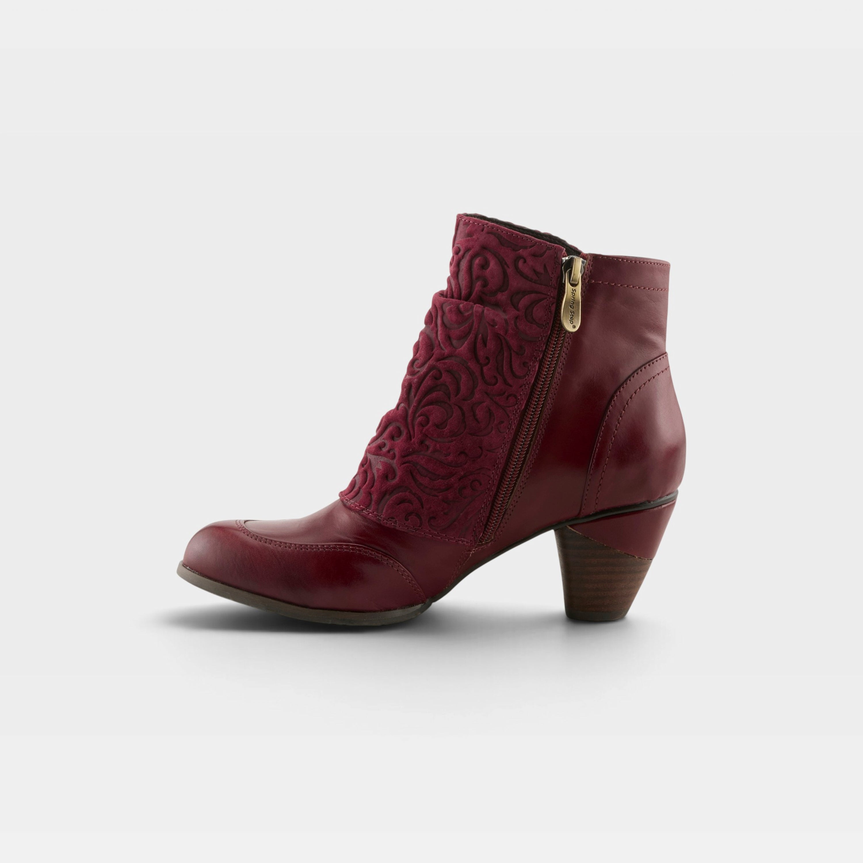 L'Artiste Belgard boots in Bordeaux, side view