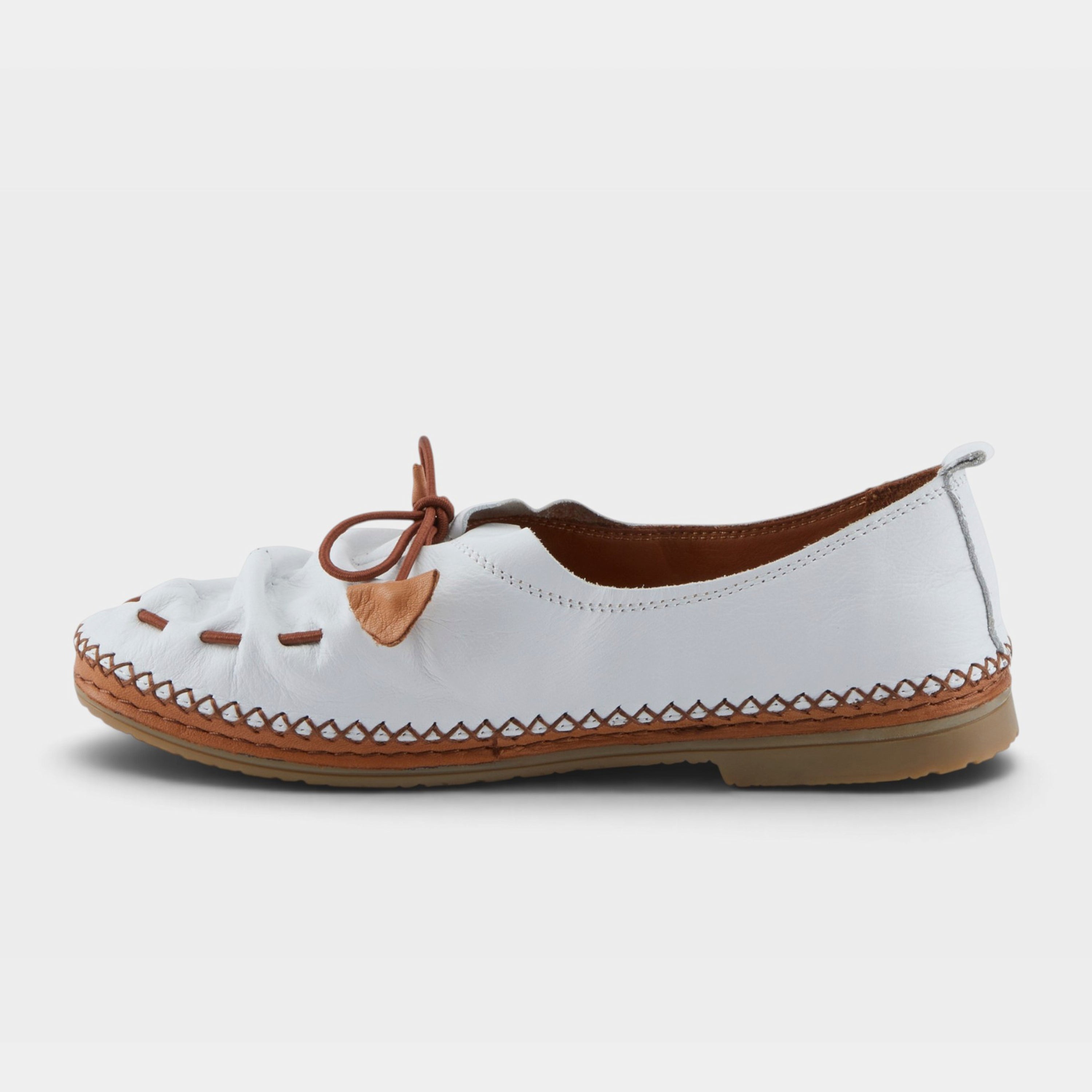 Spring Step Berna White Shoe