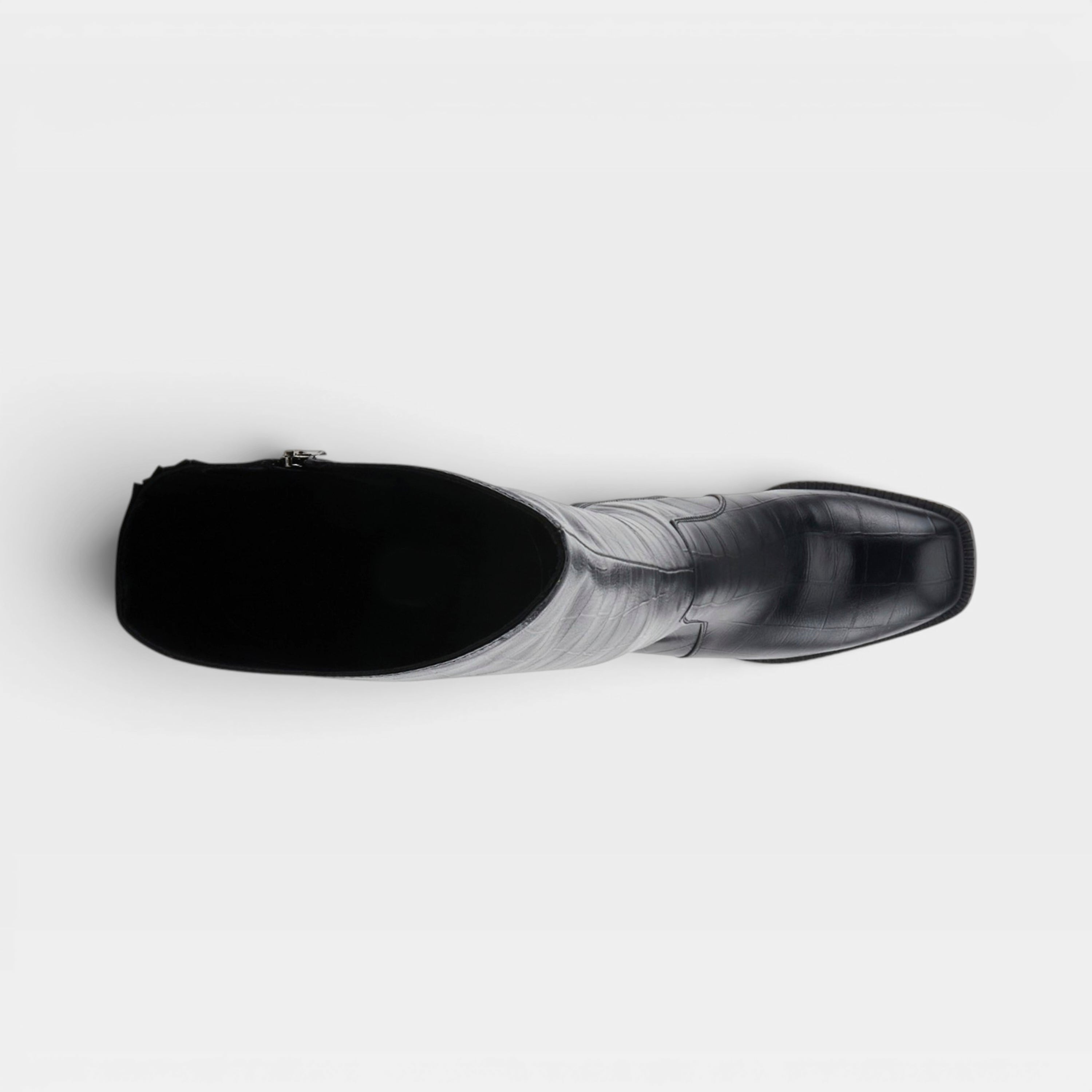 Azura Bestilmihart Black Boot