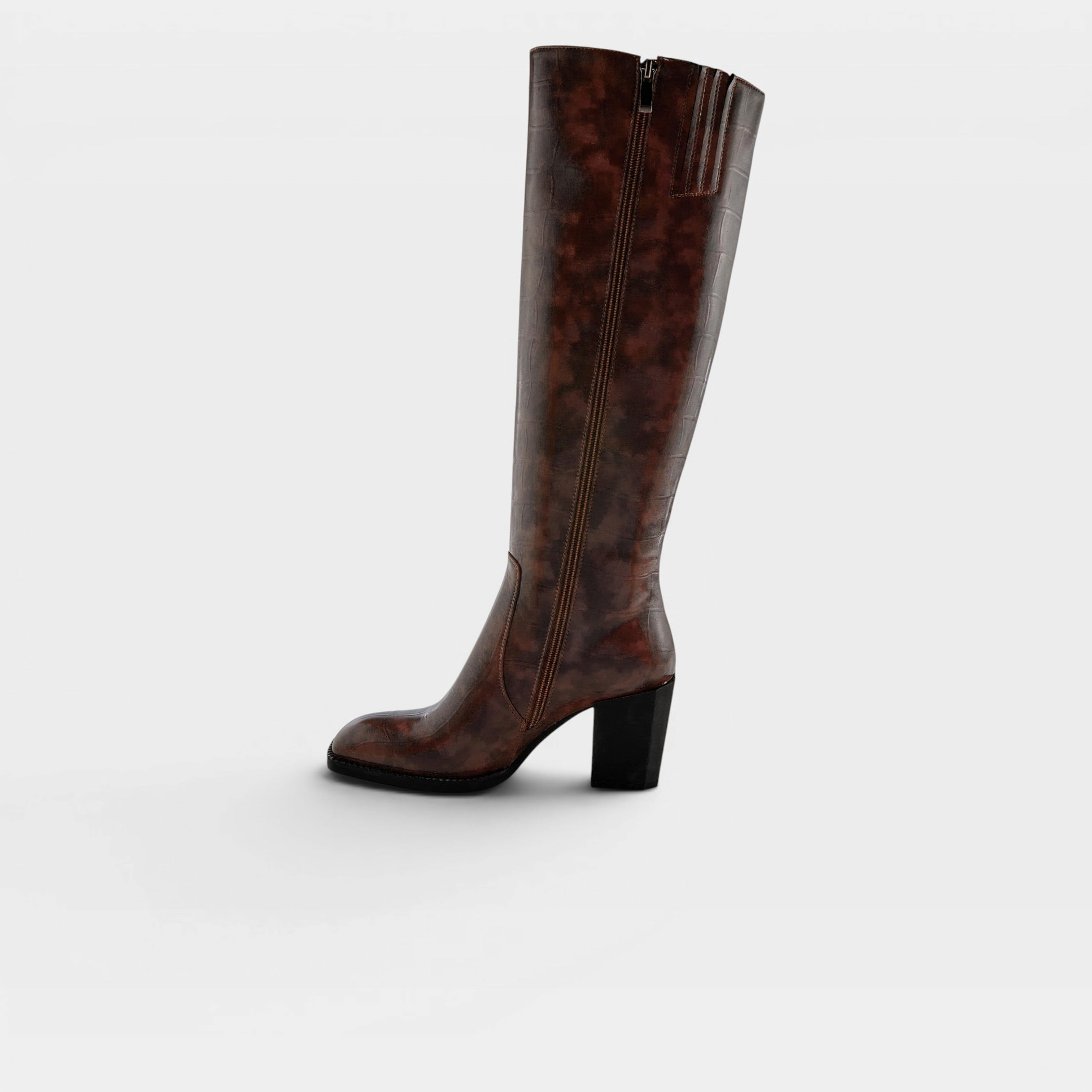 Azura Bestilmihart Brown Boot