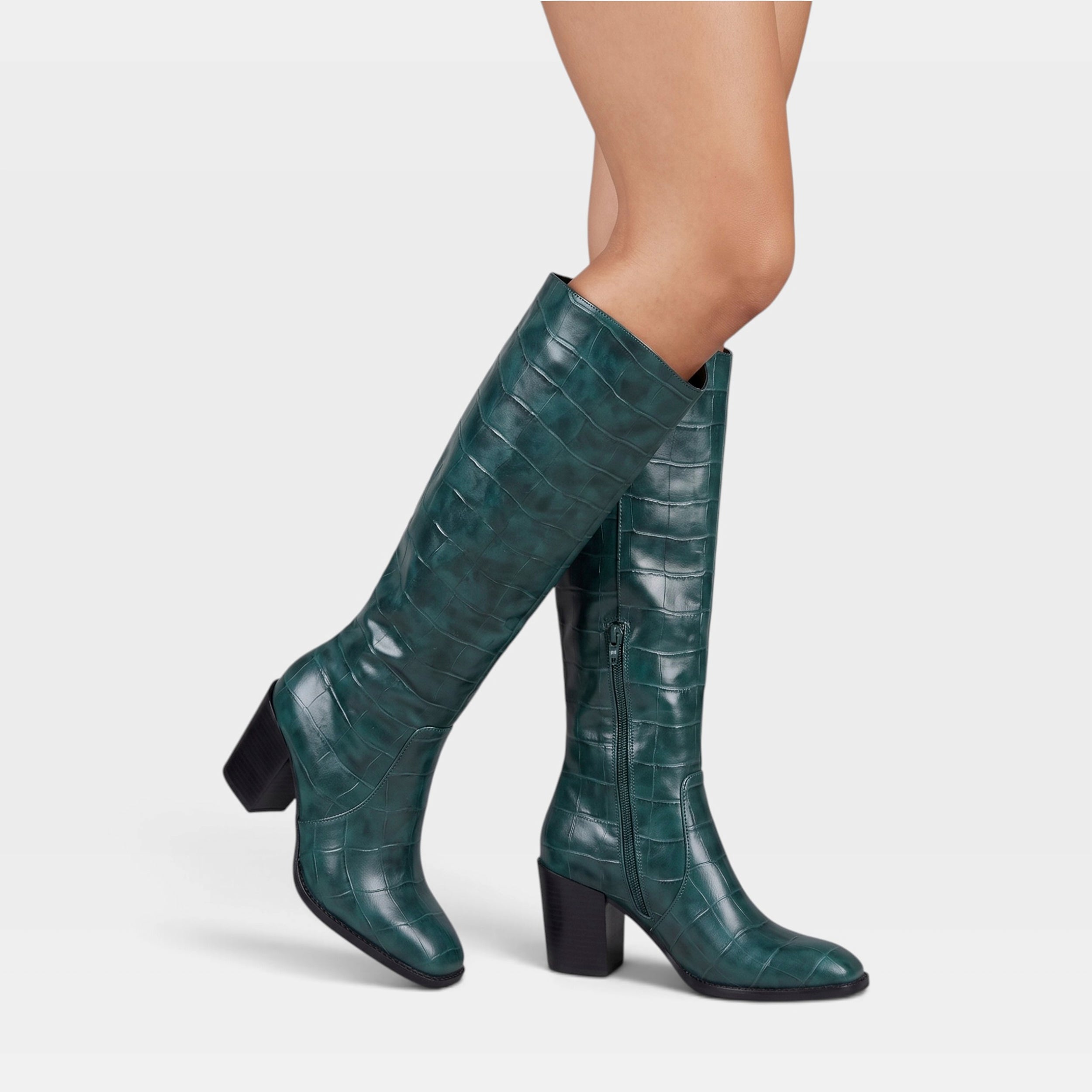Azura Bestilmihart Green Boot