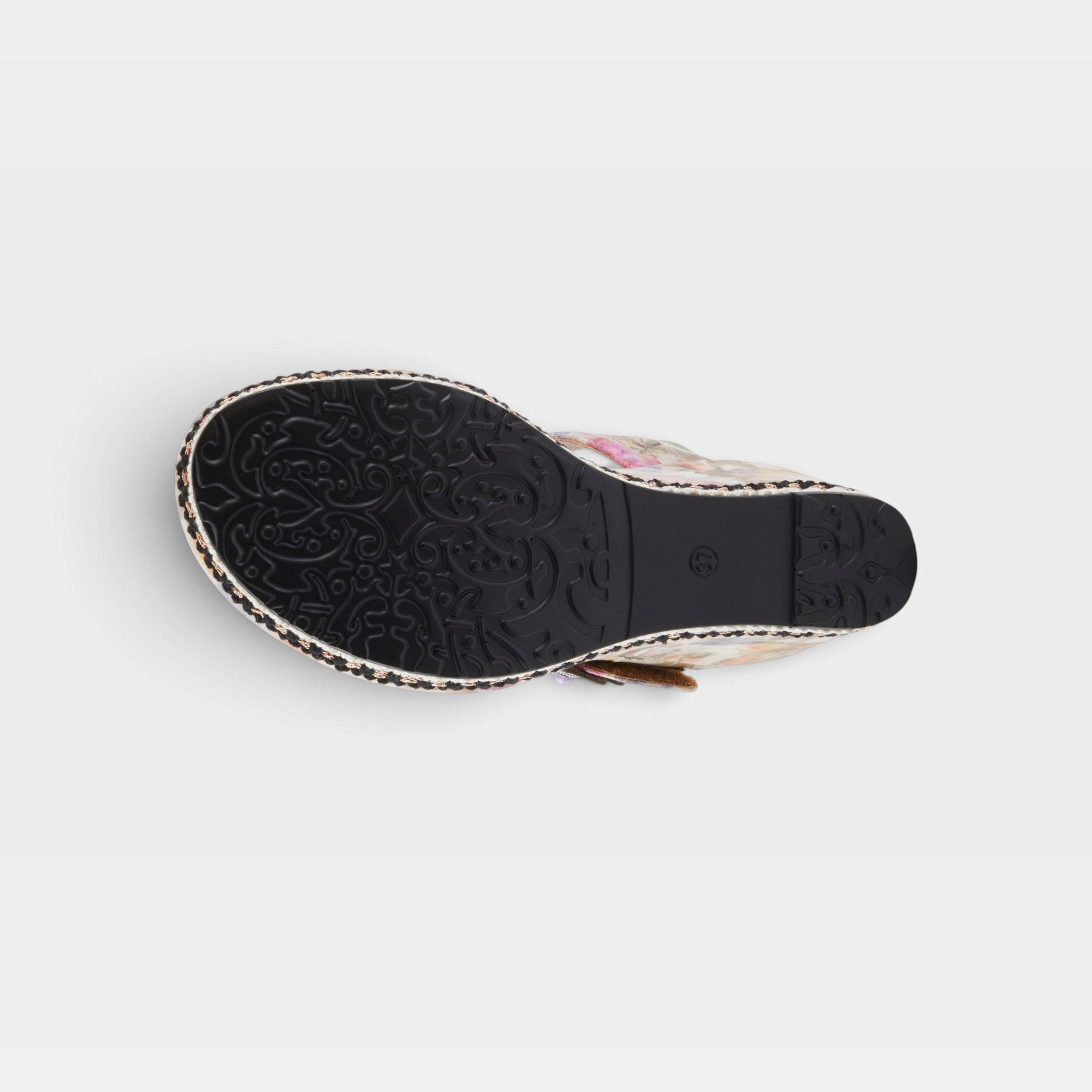 L'Artiste Blissful sandals in Beige Multi, outsole view