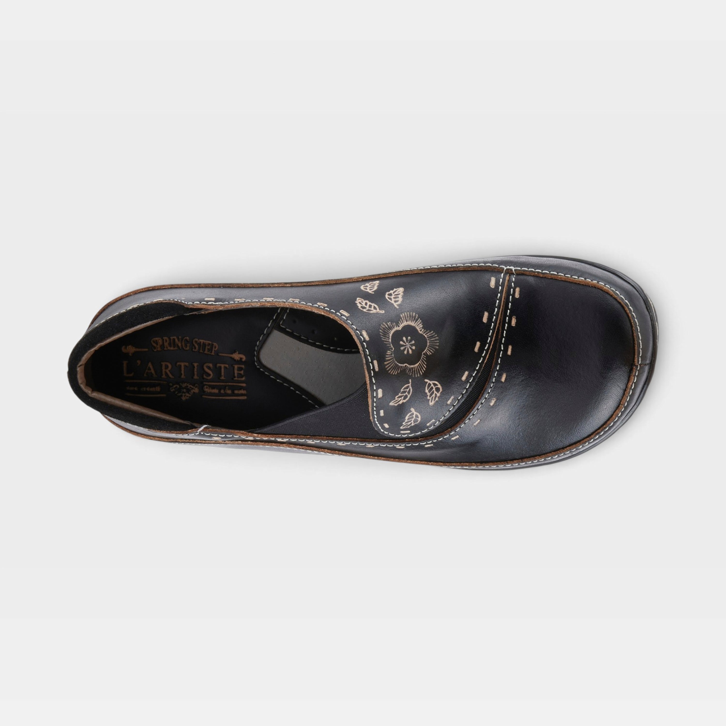 L'Artiste Burbank clogs in Black, top view