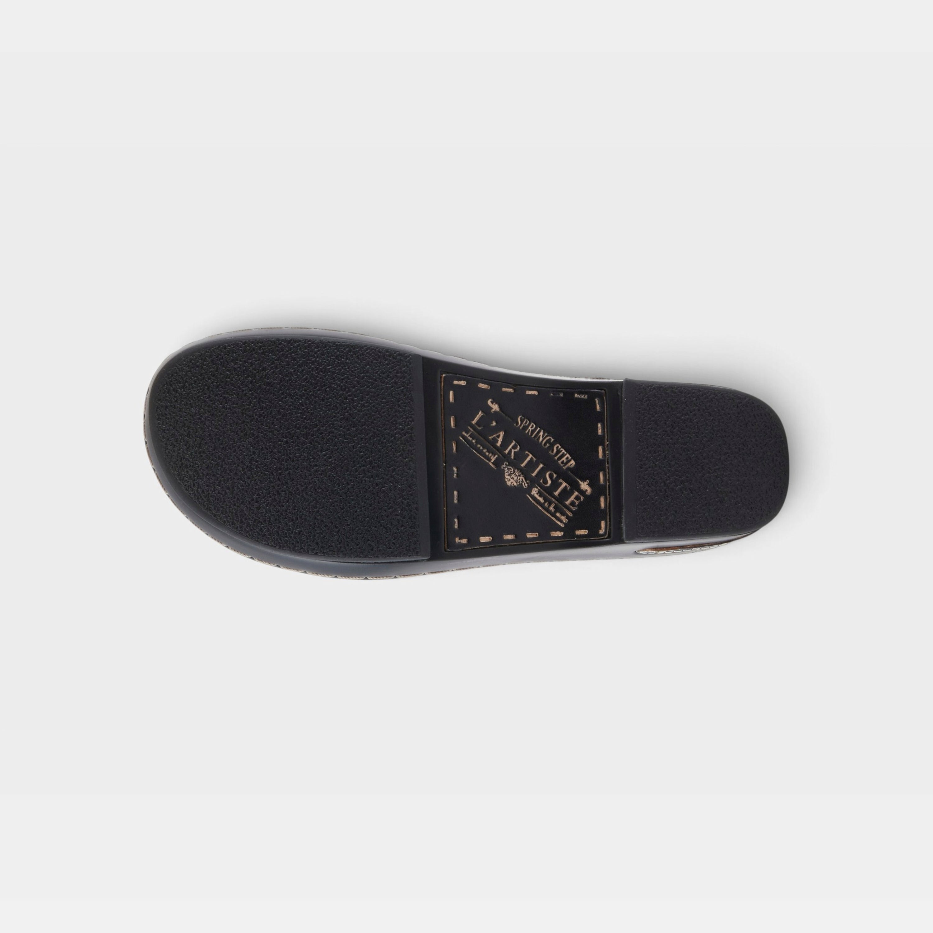 L'Artiste Burbank clogs in Black, outsole view