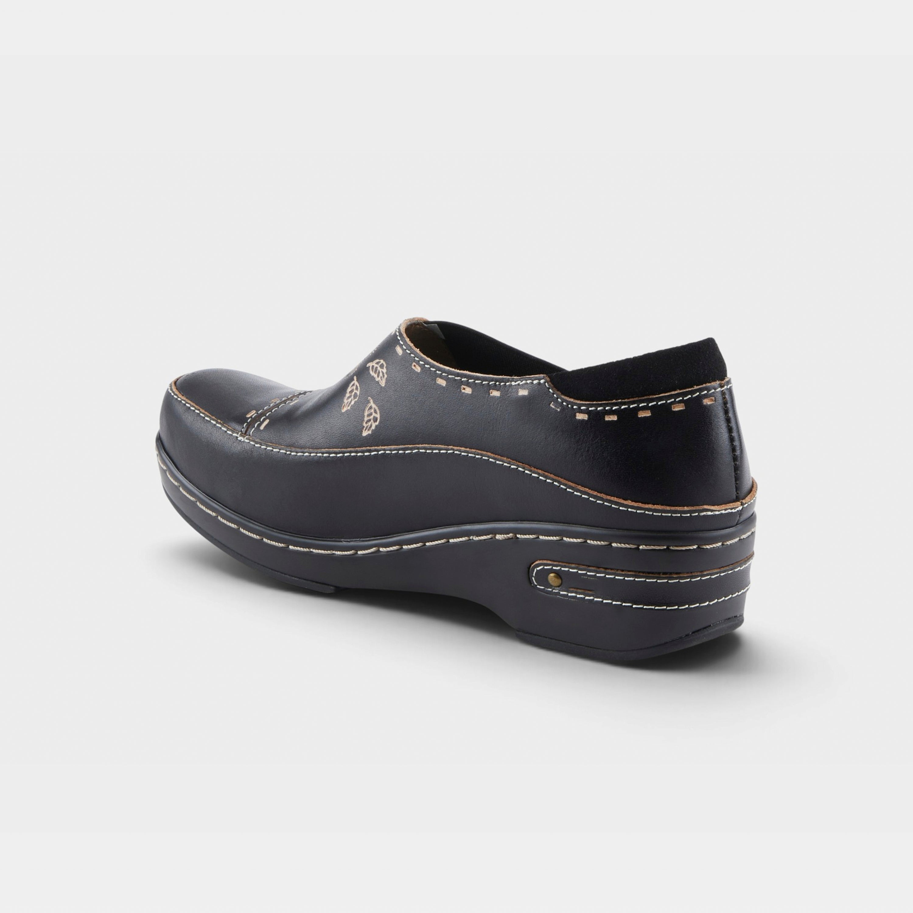 L'Artiste Burbank clogs in Black, alternate angle view