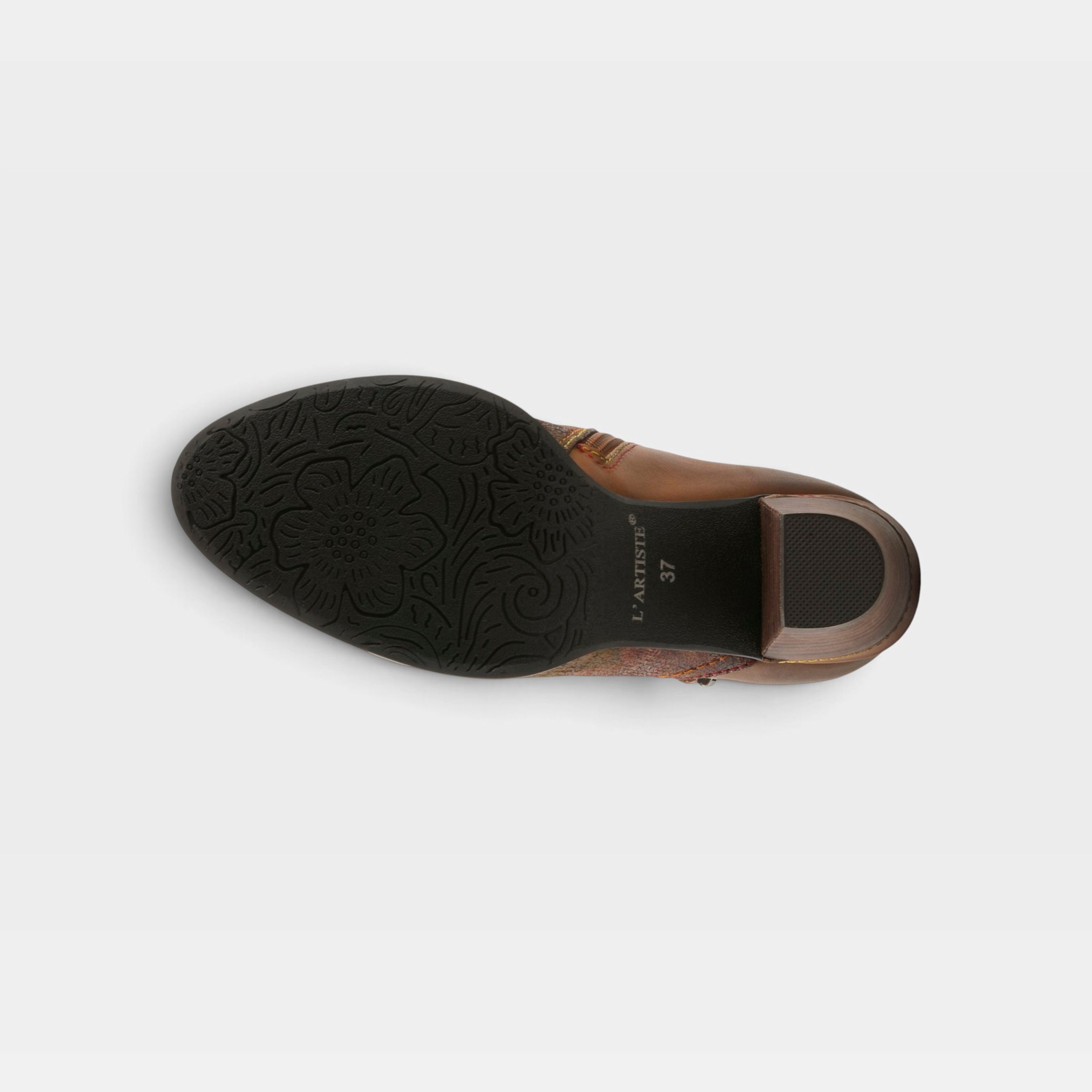L'Artiste Captivate booties in Brown Multi, outsole view