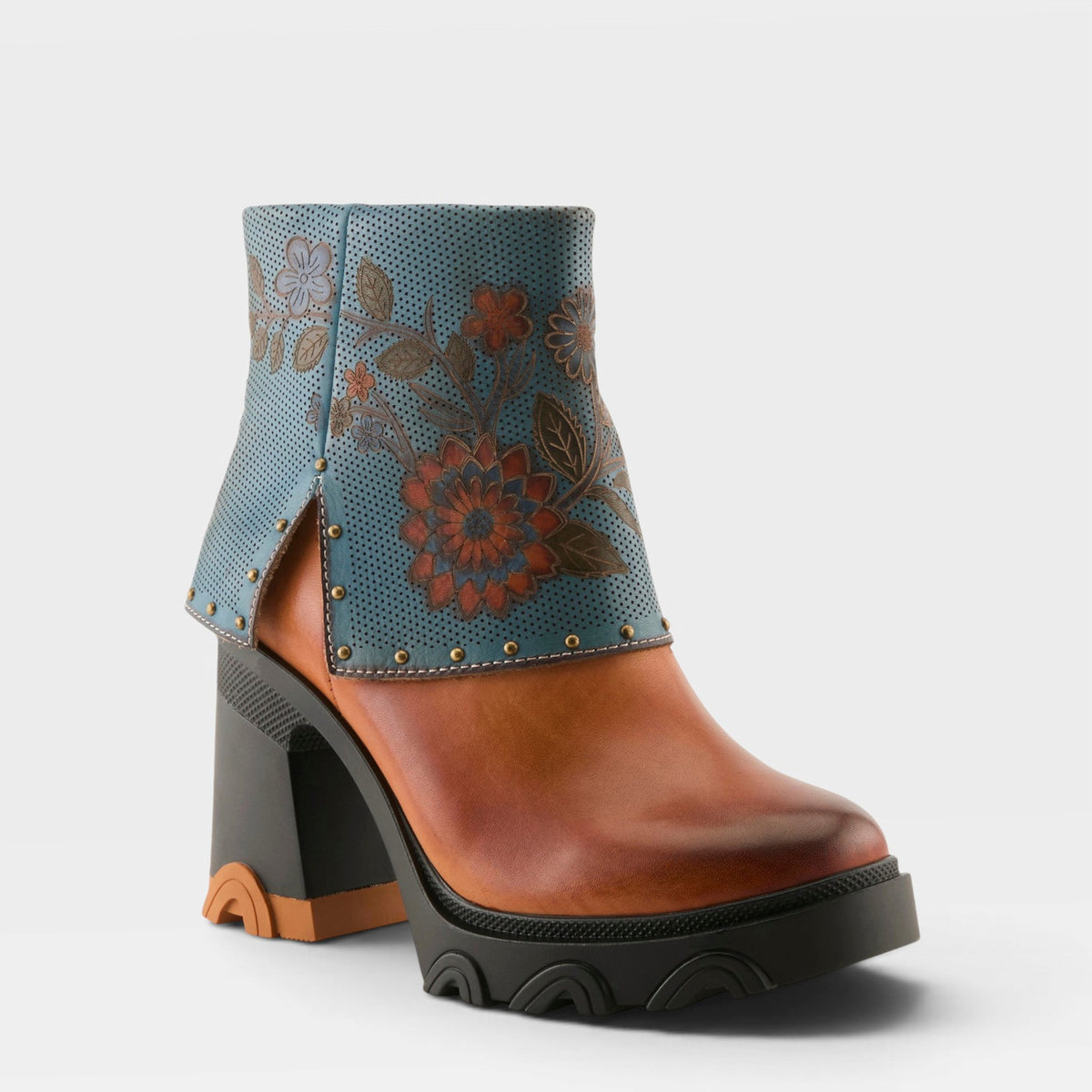 L'Artiste CARIZMA BOOTS in CAMEL MULTI, front view