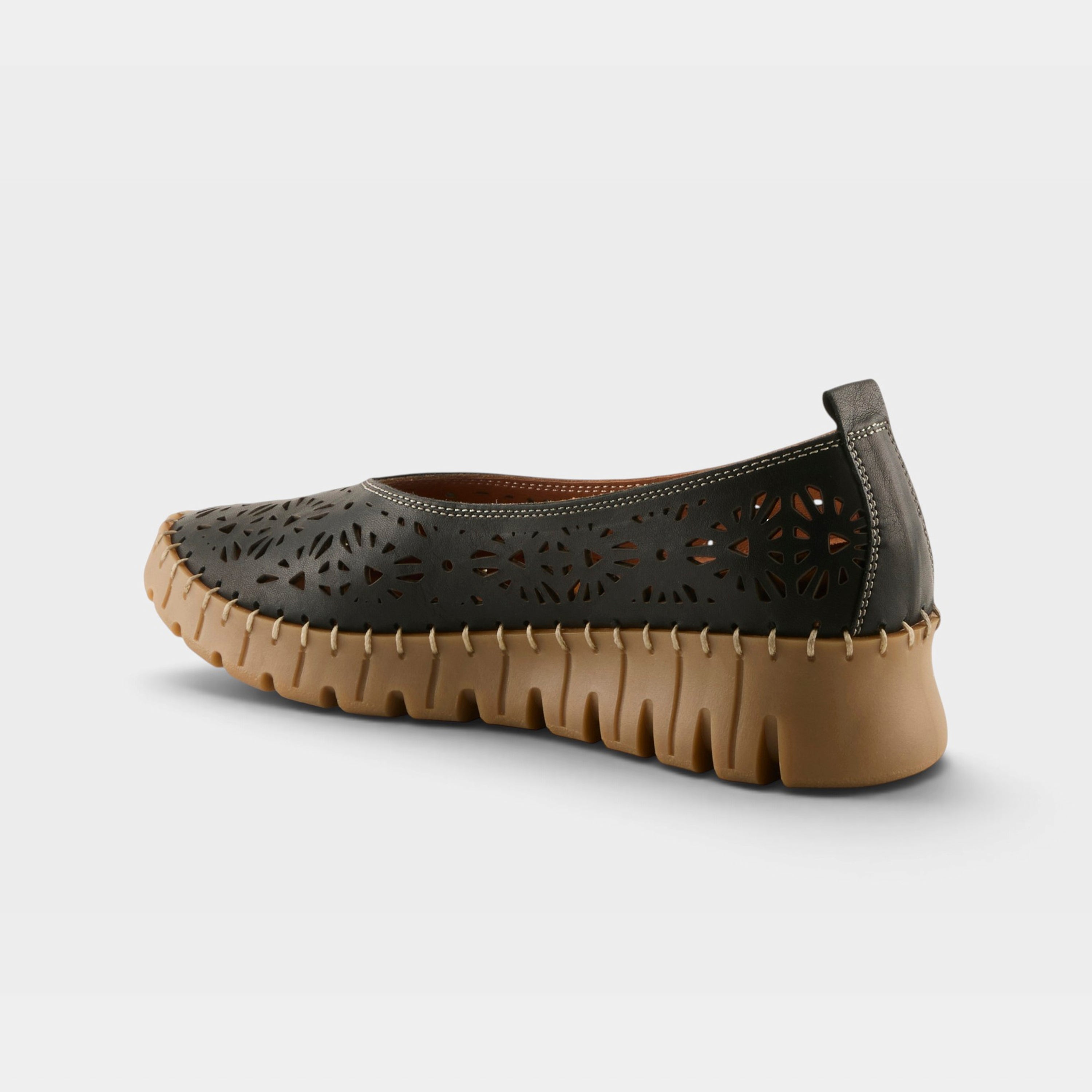 Spring Step Carosa Black Shoe