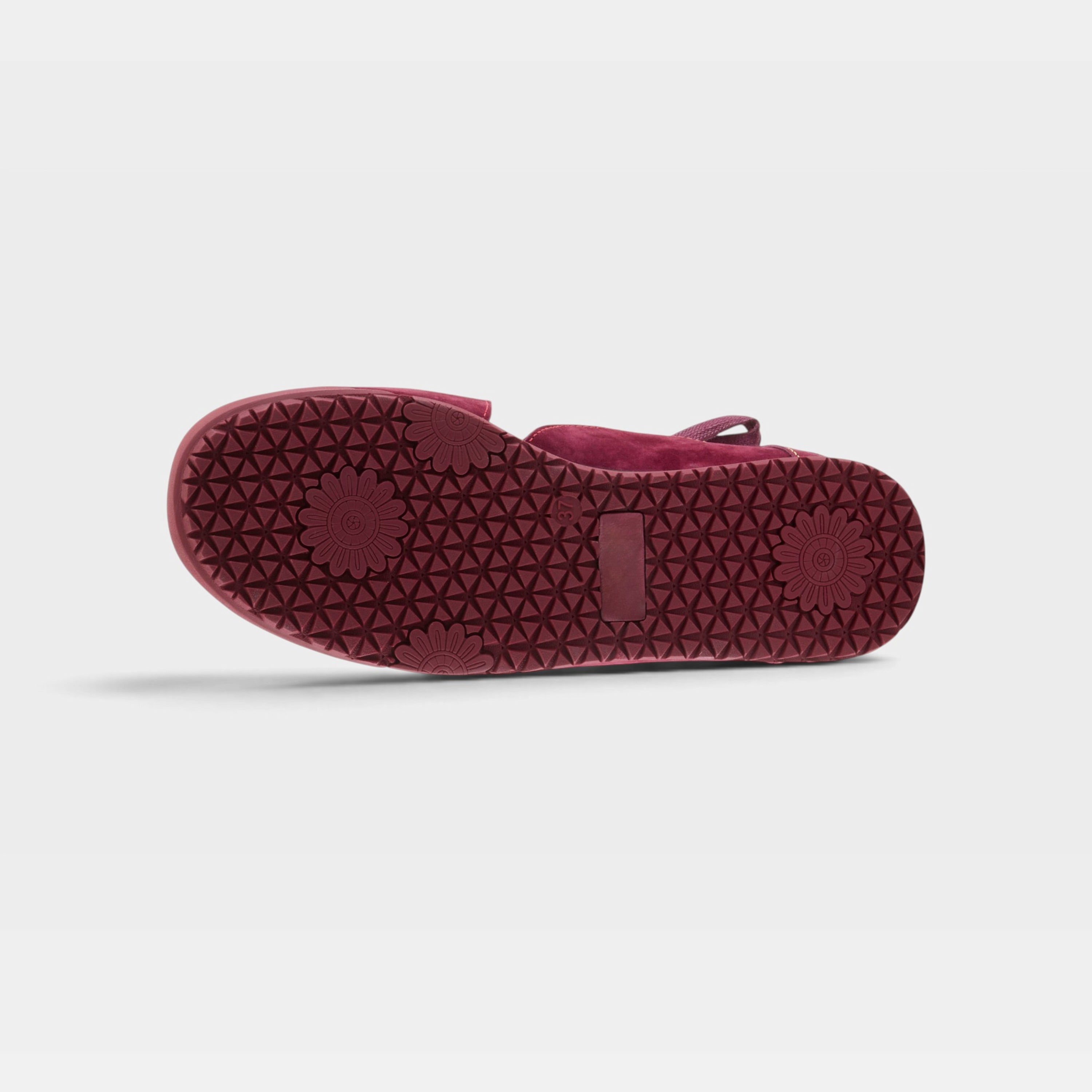 L'Artiste Carpediem sneakers in Red Multi Suede, outsole view