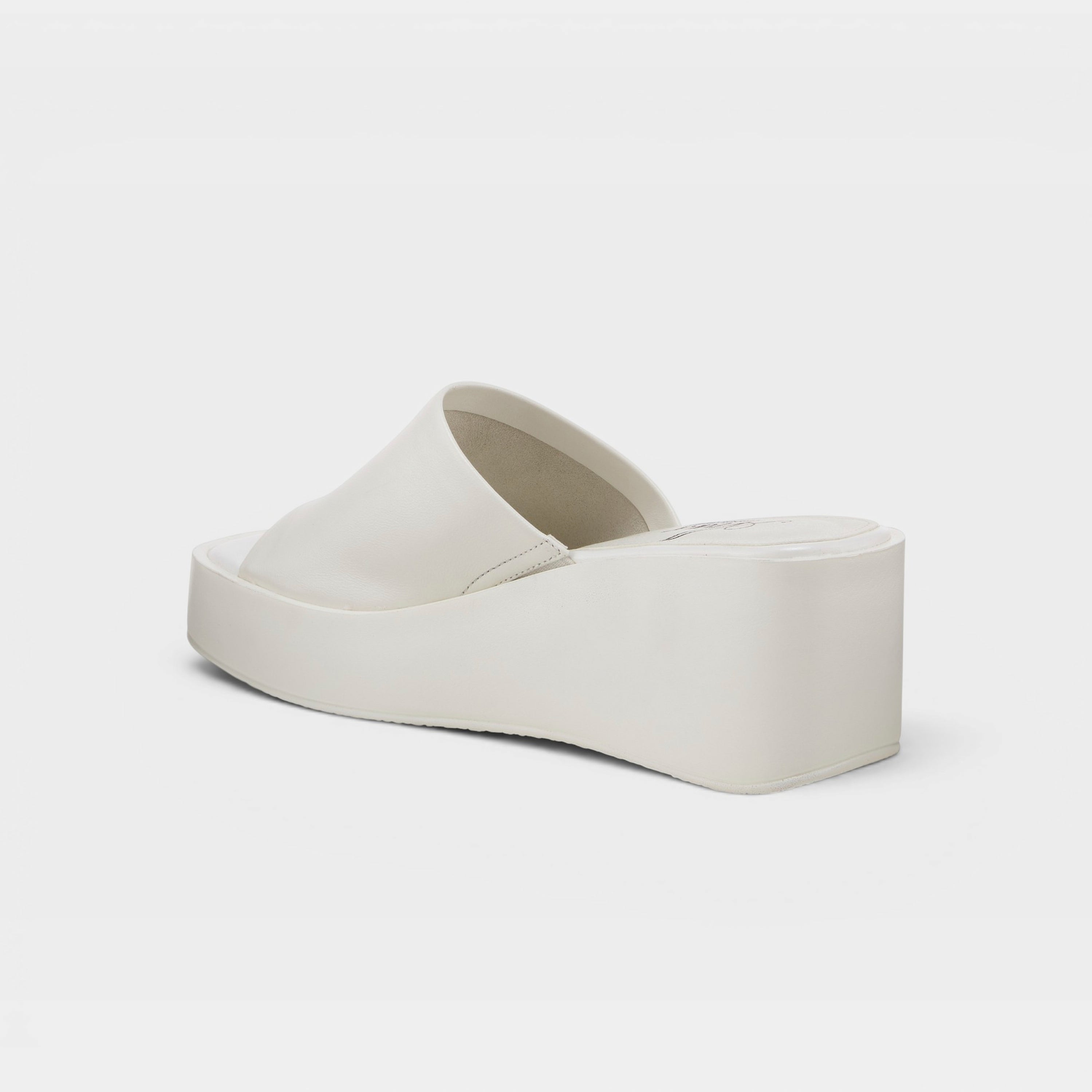 Azura Chanda White Sandal
