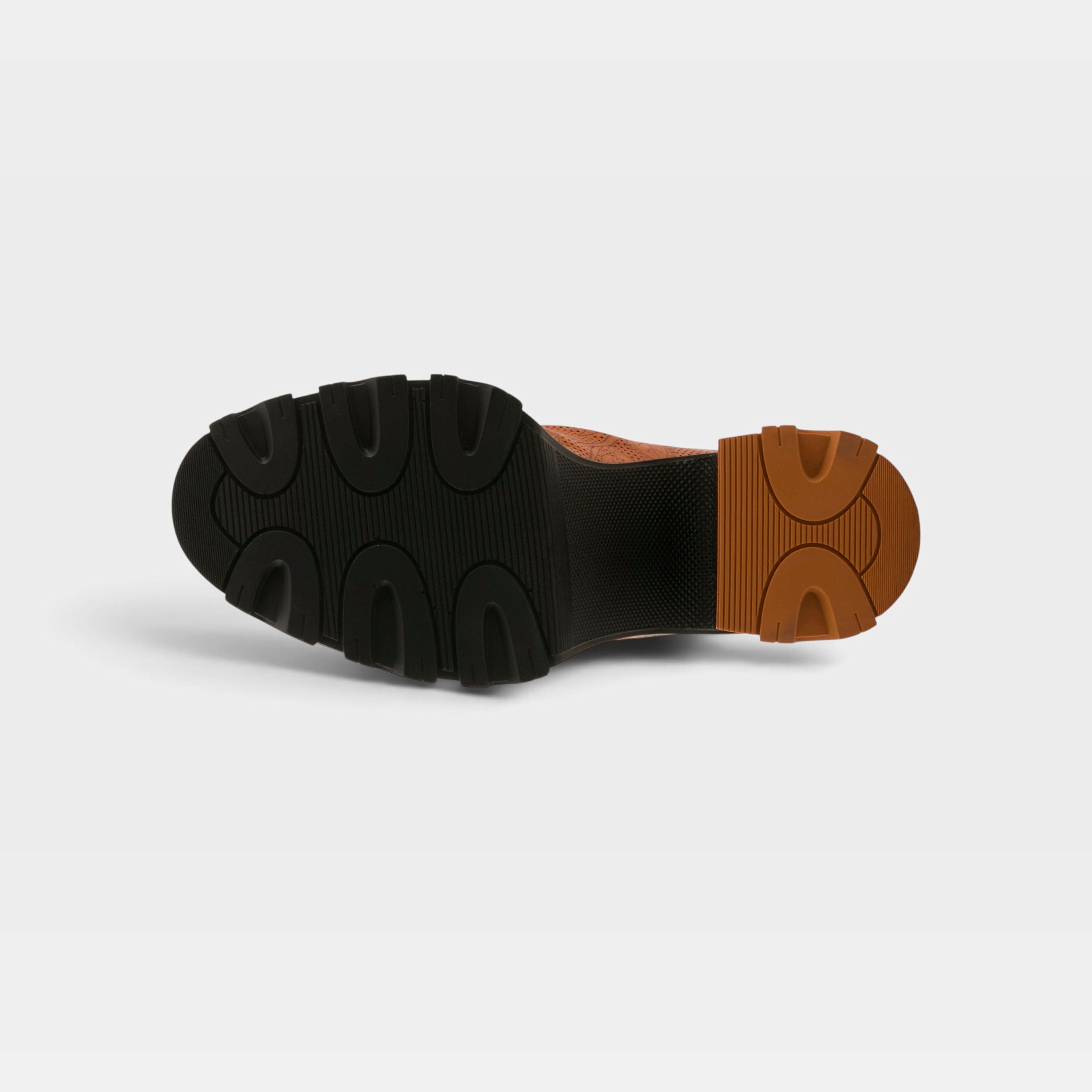 L'Artiste Chemistry shoes in Camel Multi, outsole view