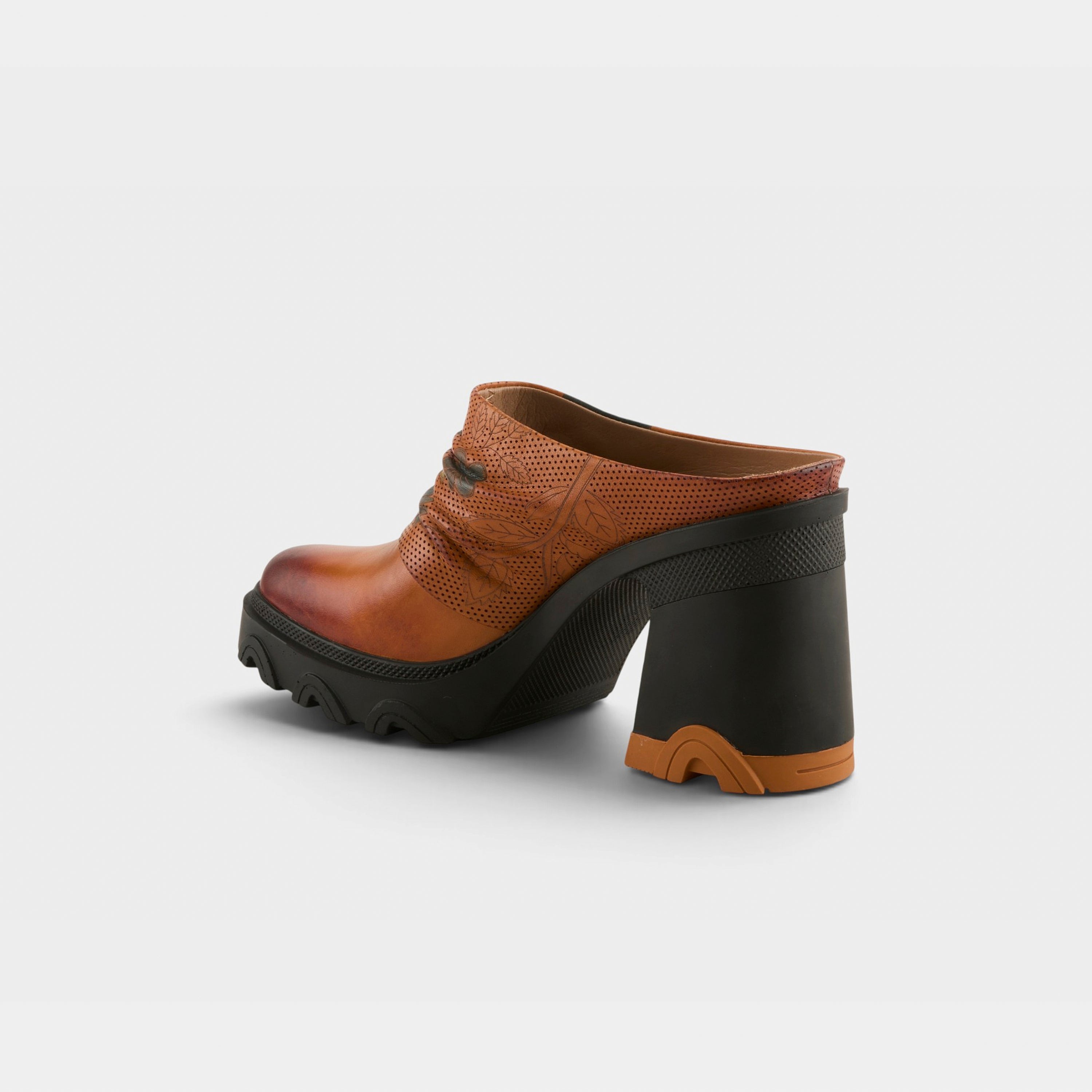 L'Artiste Chemistry shoes in Camel Multi, alternate angle view