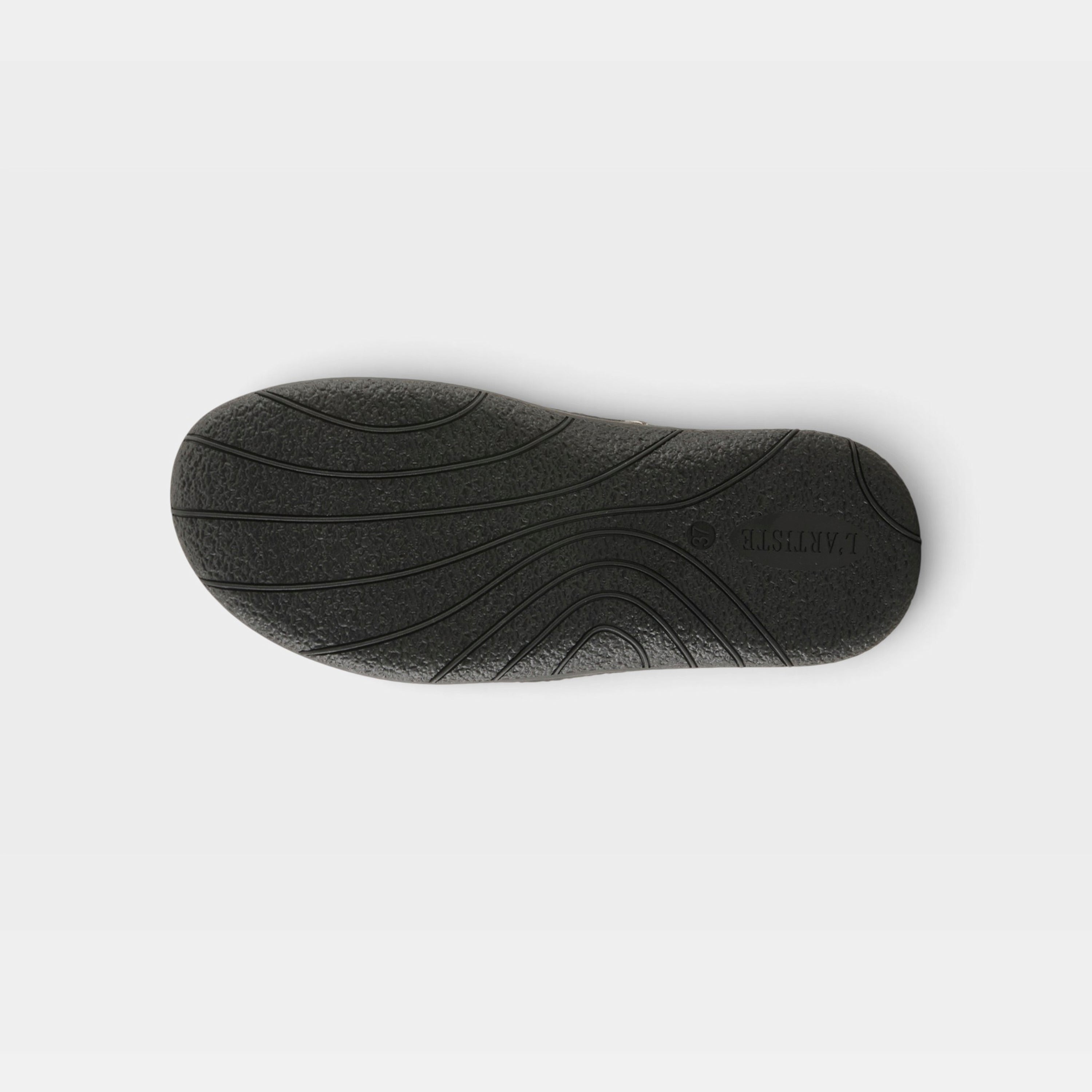 L'Artiste Chesapeake boots in Black, outsole view