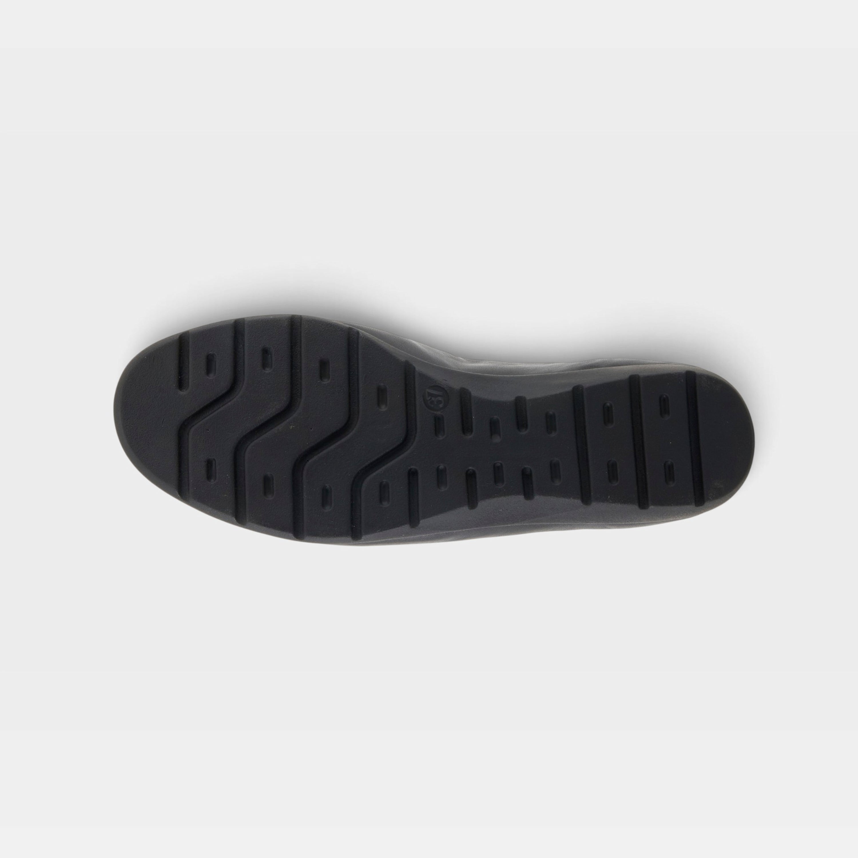 Spring Step Chesser Black Shoe