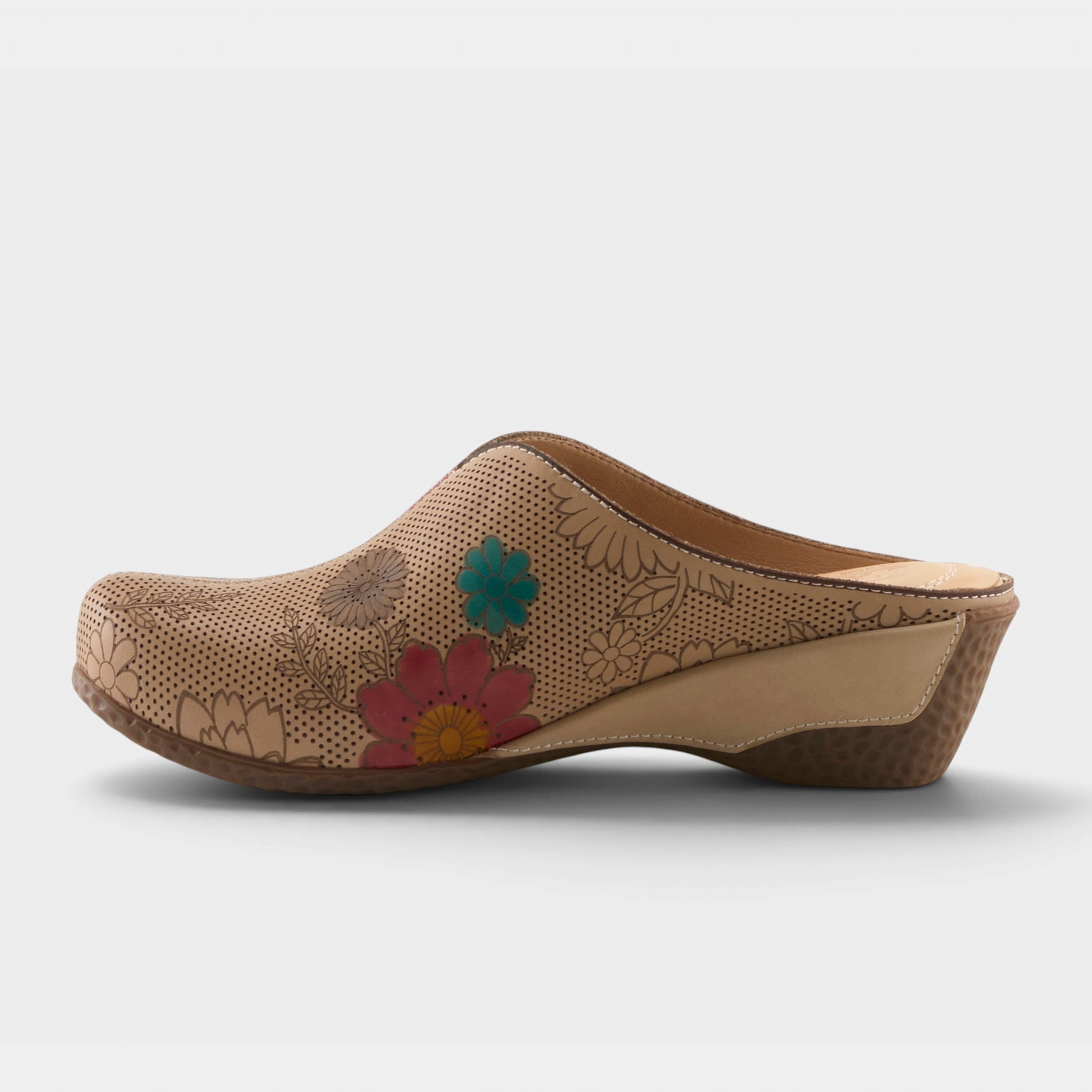 L'Artiste Chienti clogs in Beige Multi, side view