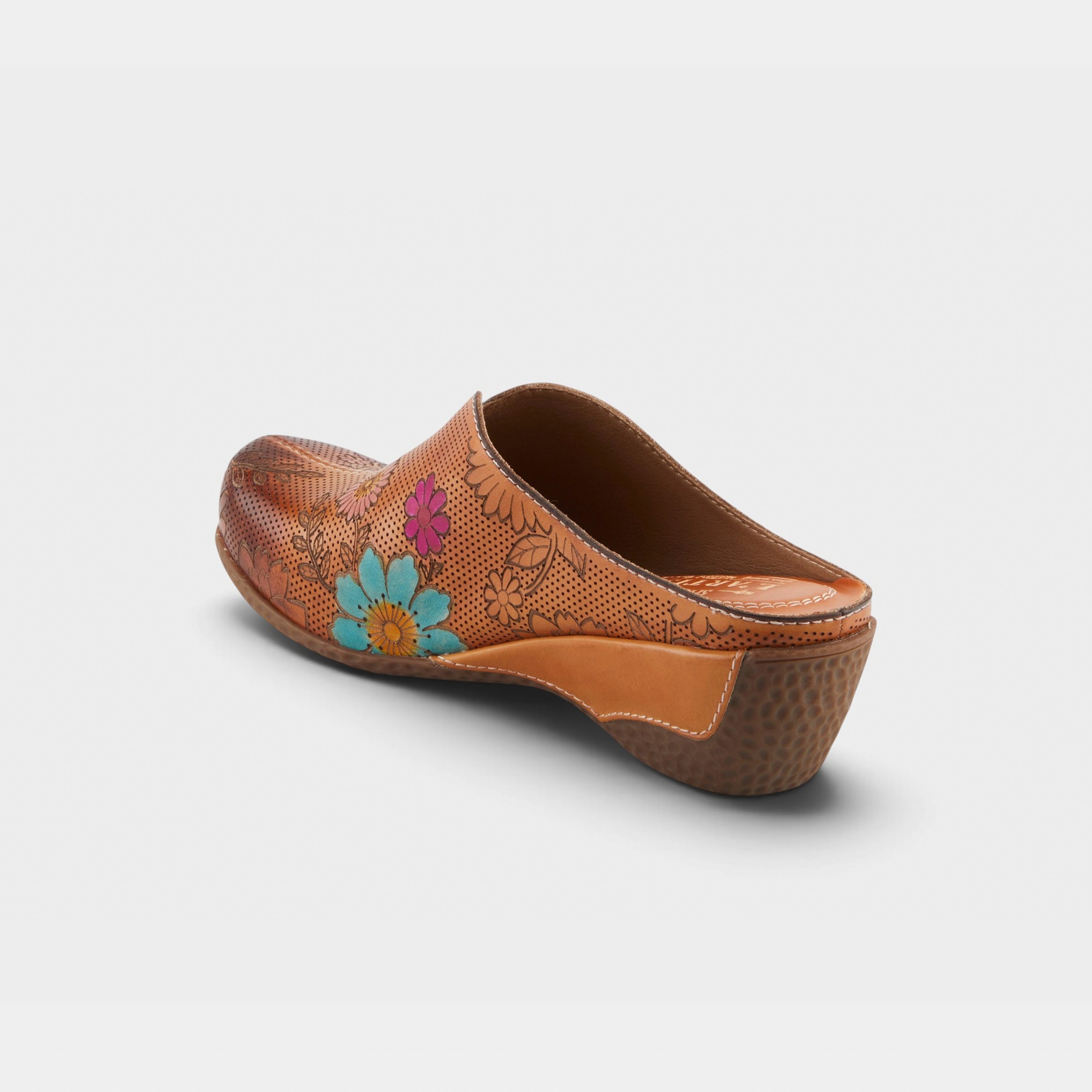 L'Artiste Chienti clogs in Camel Multi, alternate angle view