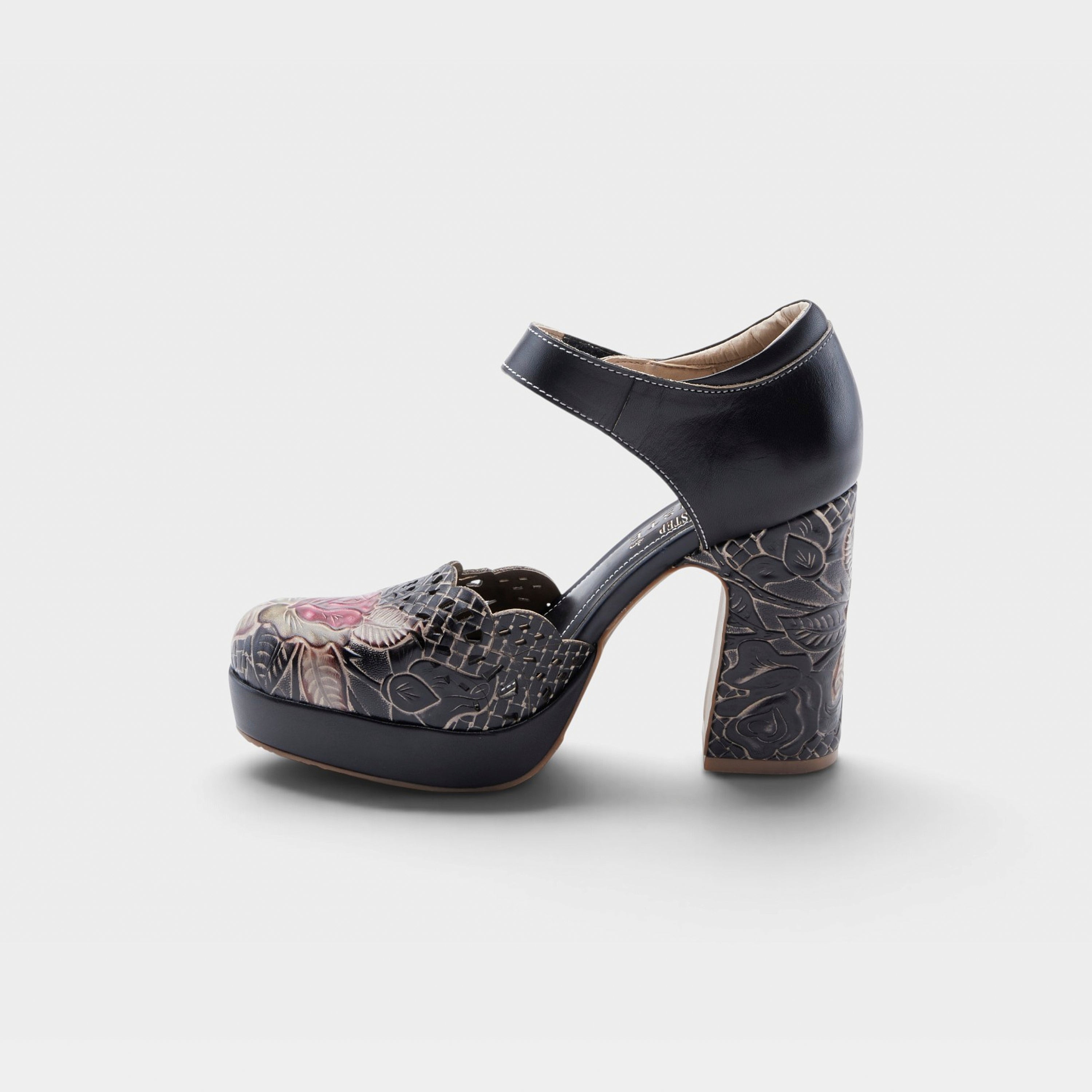 L'Artiste Debbihary Mary Jane shoes in Black Multi, side view