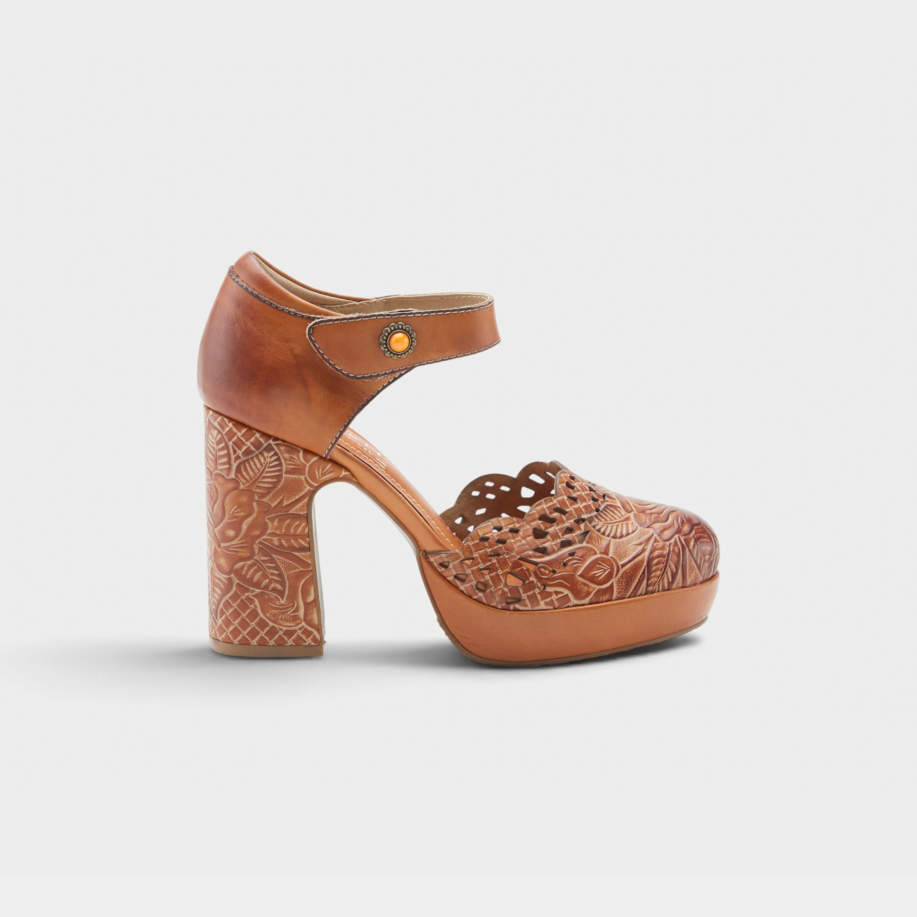 L'Artiste Debbihary Mary Jane shoes in Camel Multi, hero view