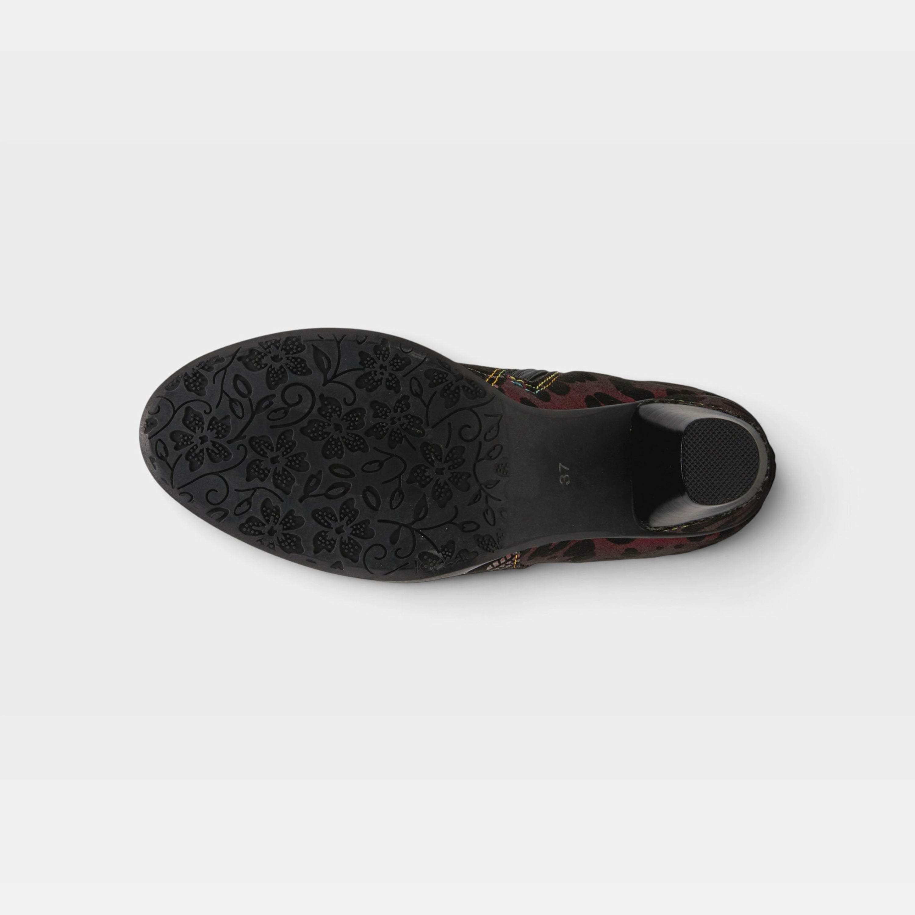 L'Artiste Dessa bootie in Bordeaux Multi, outsole view