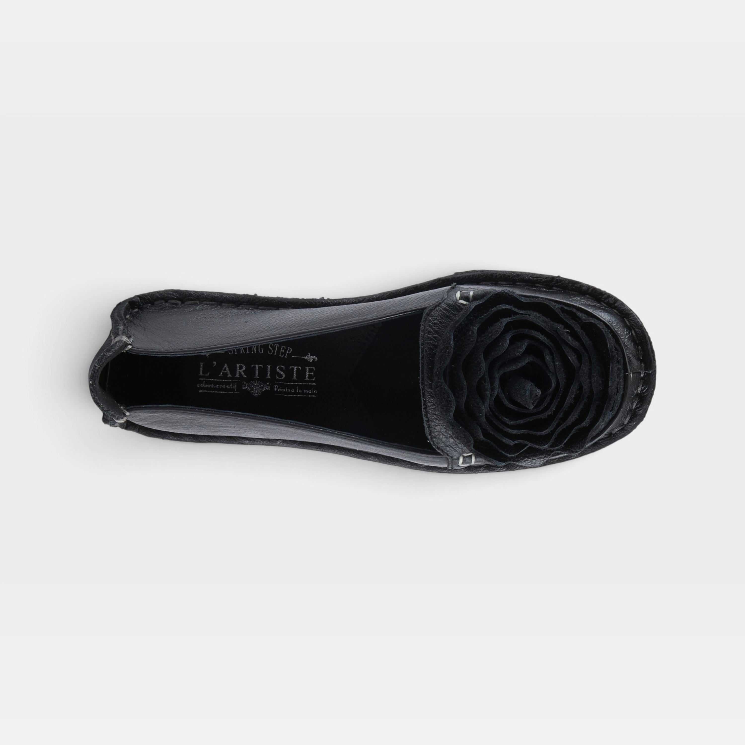 L'Artiste Dezi slip-on shoes in Black, top view