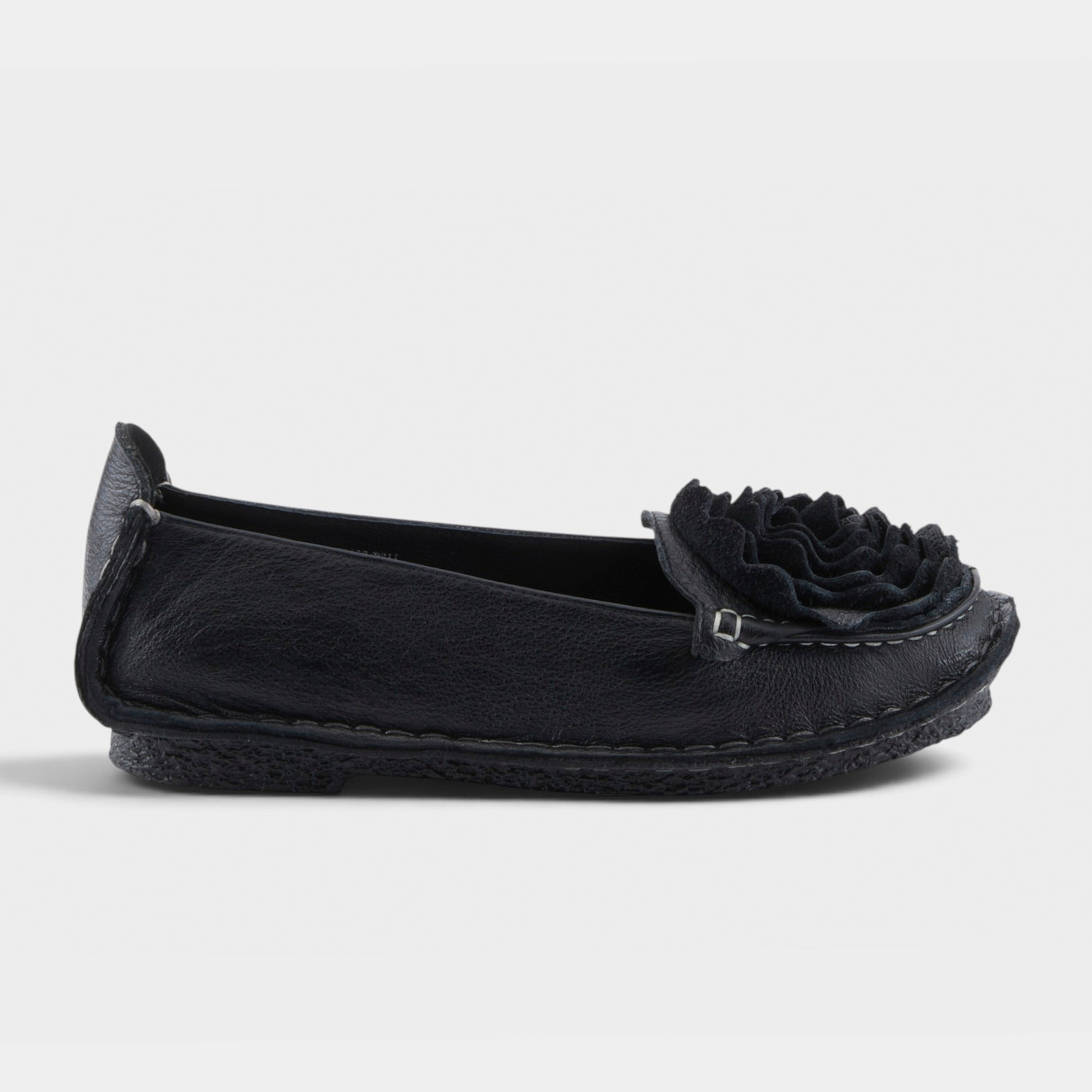 L'Artiste Dezi slip-on shoes in Black, hero view