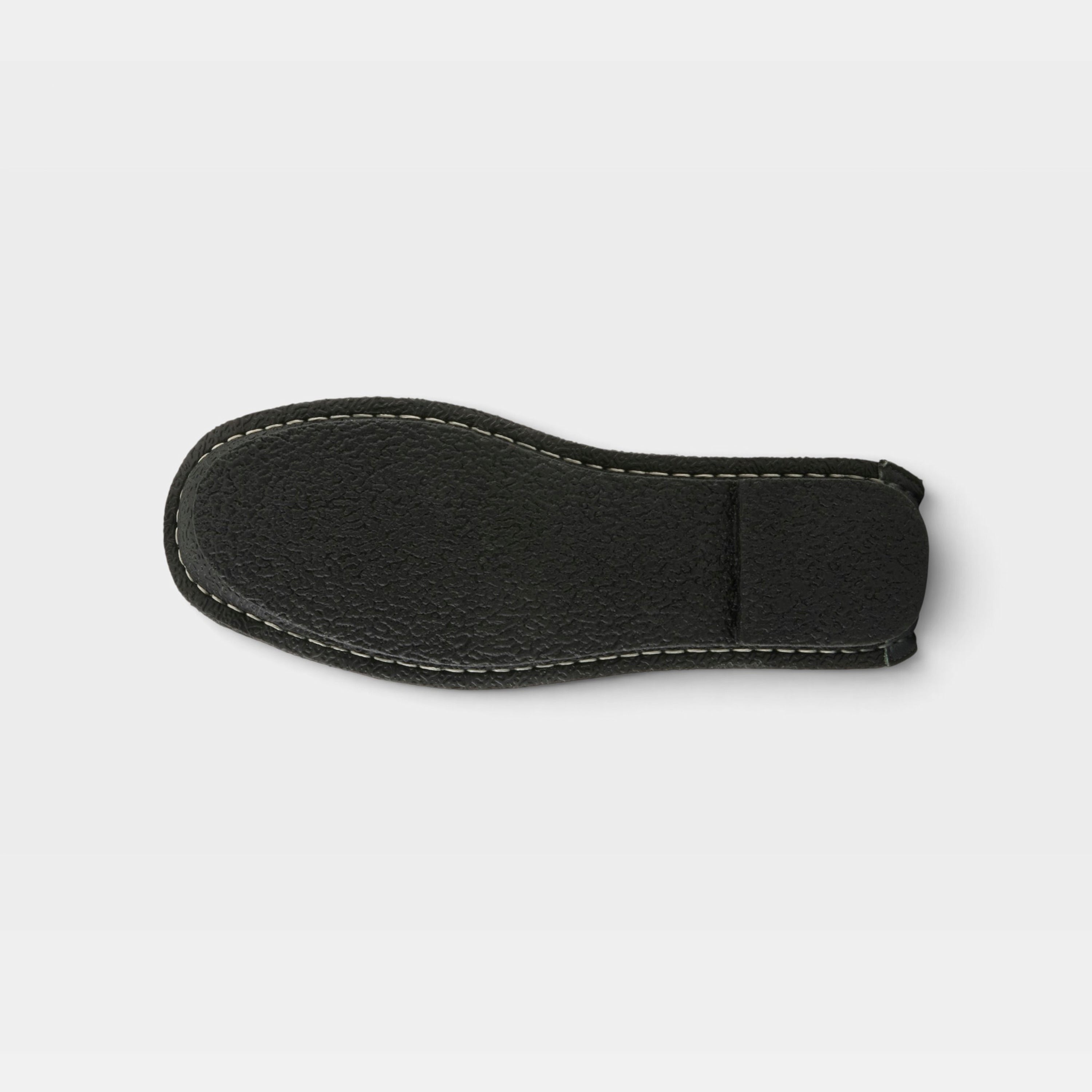 L'Artiste Dezi slip-on shoes in Green, outsole view