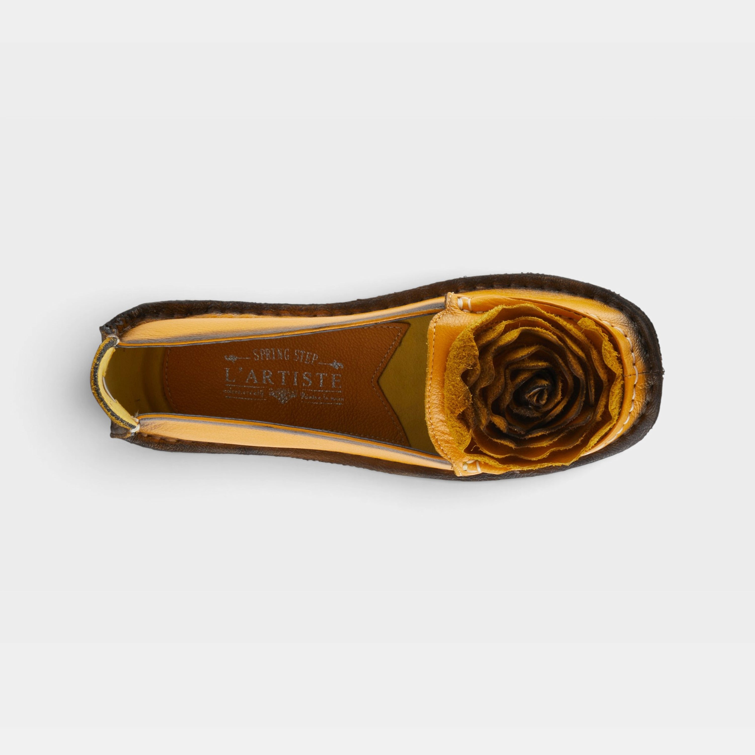 L'Artiste Dezi slip-on shoes in Yellow, top view