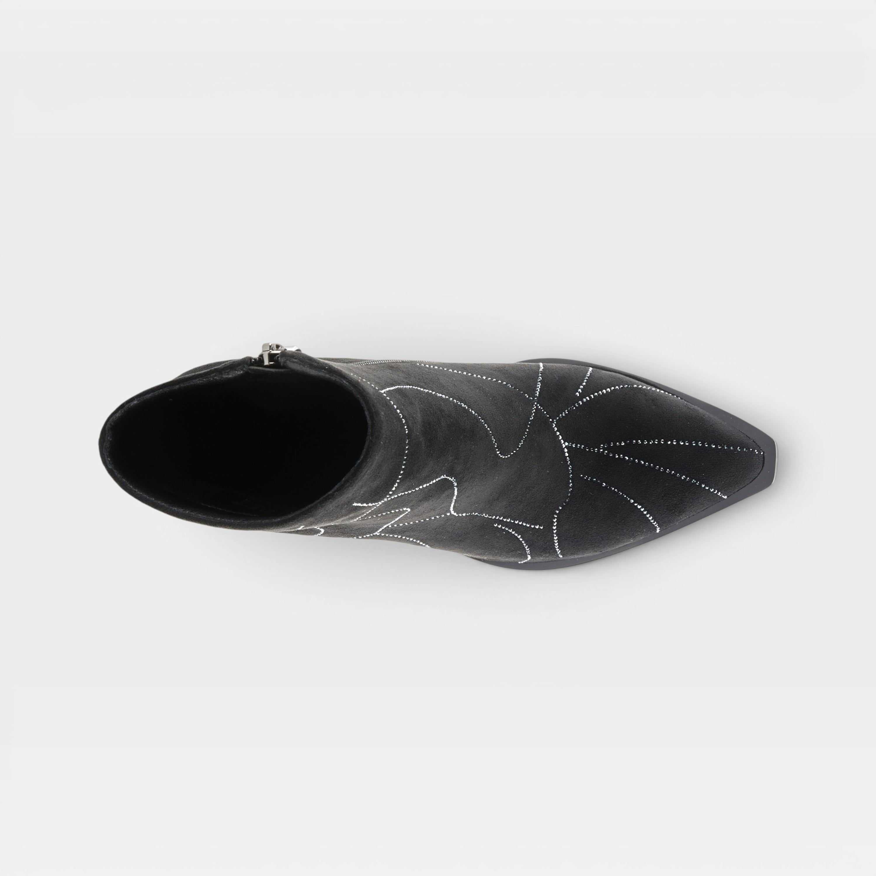 Azura Dianaar Black Boot