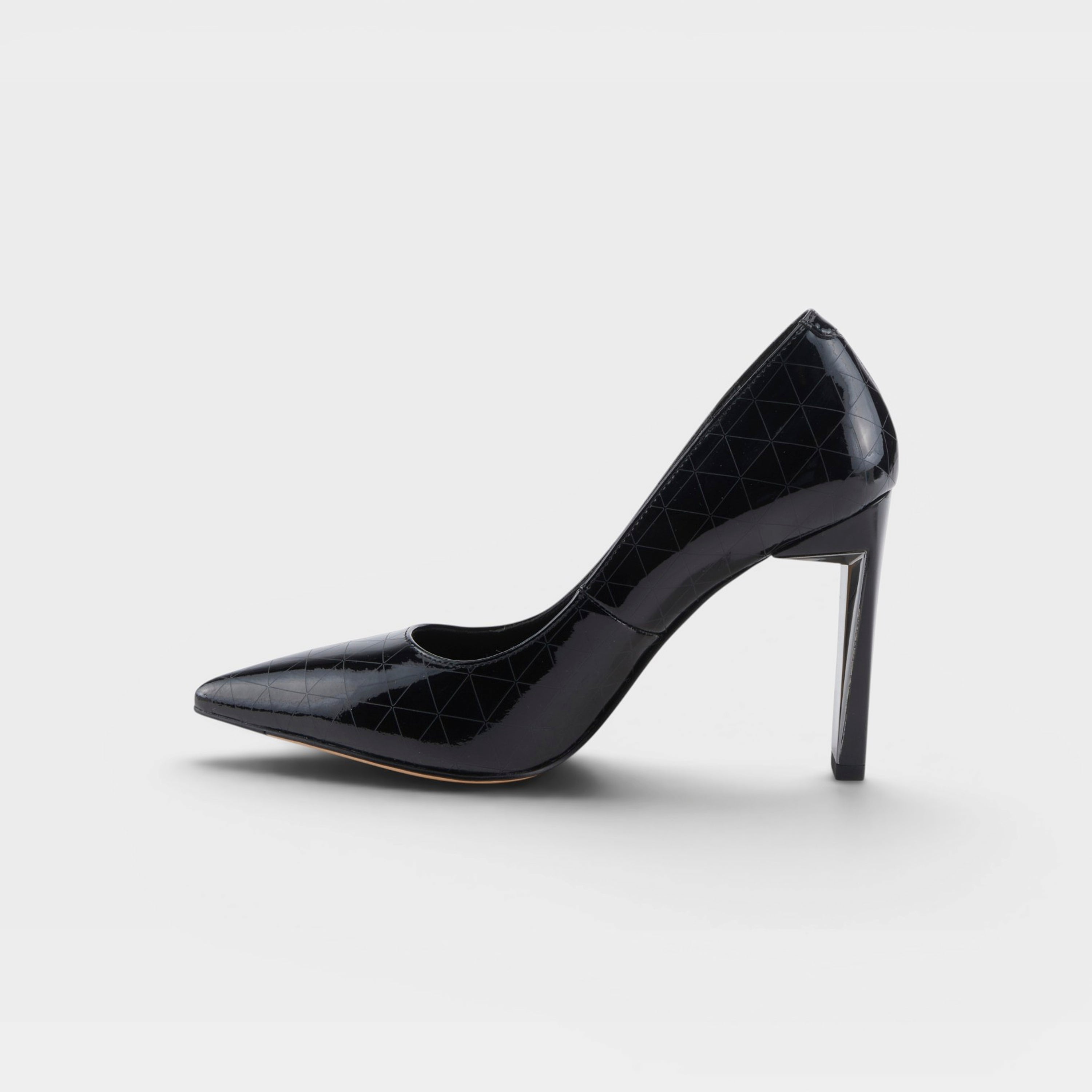 Azura Doubletake Black Shoe