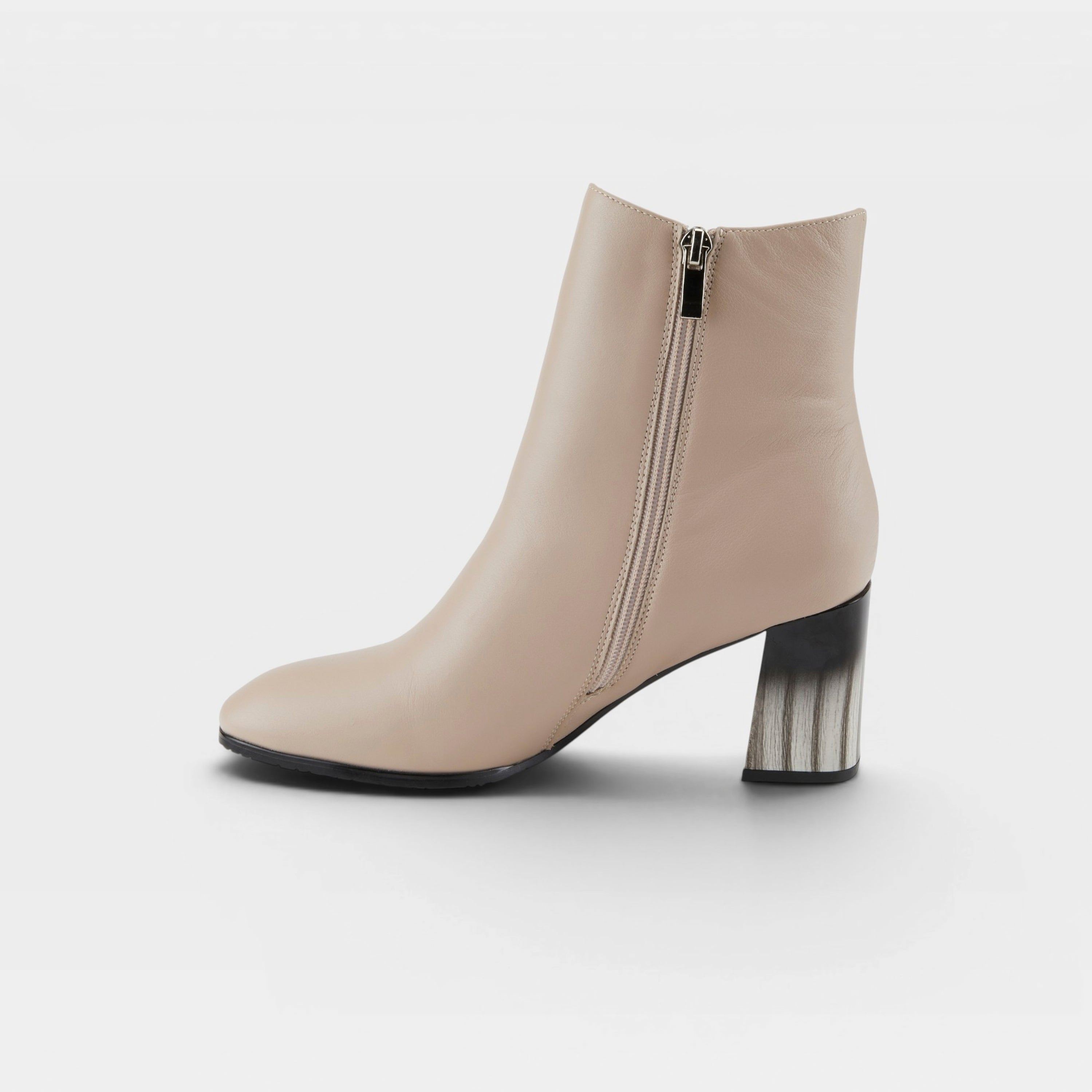 Azura Fabulosa Beige Boot