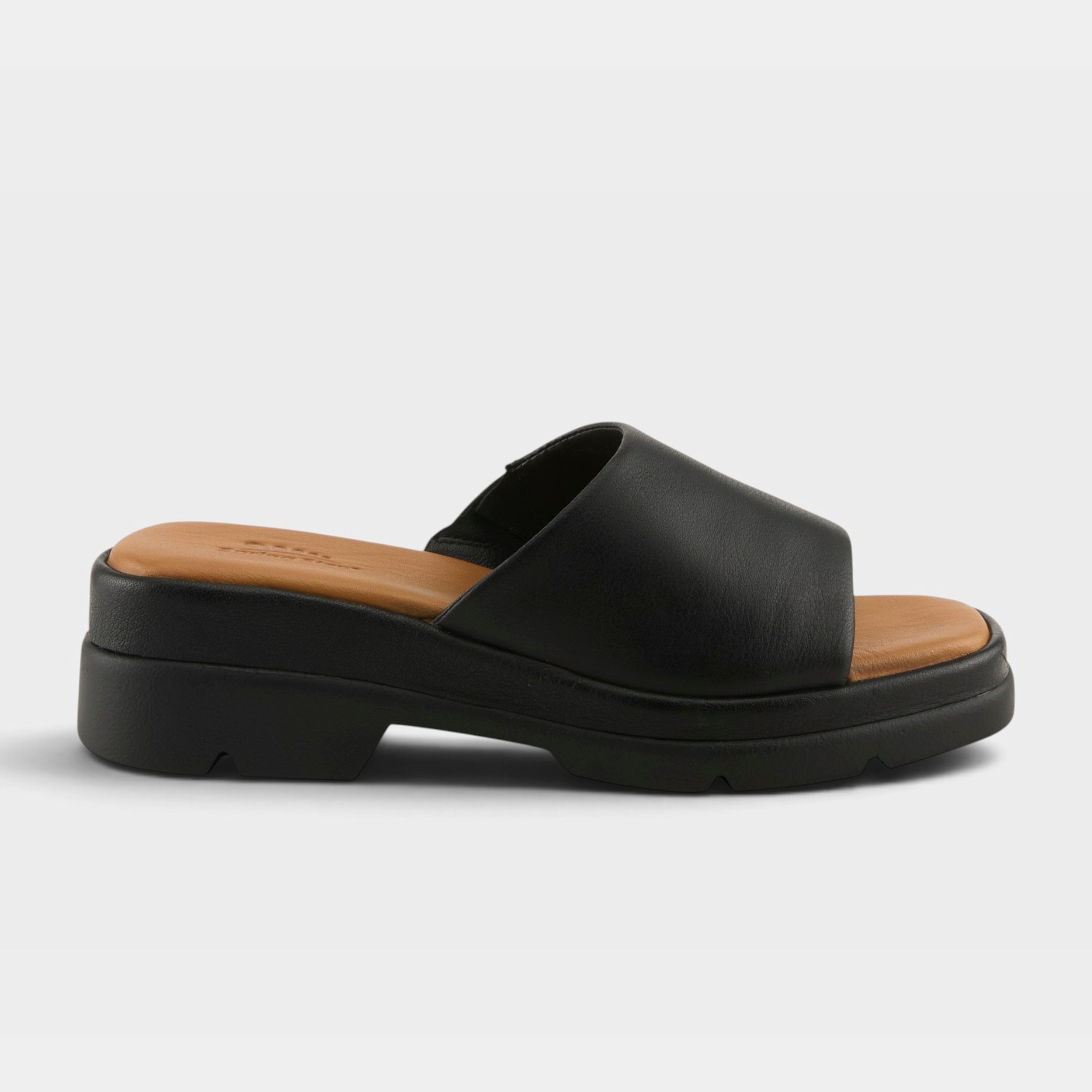 Spring Step Fireisland Black Slide Sandal