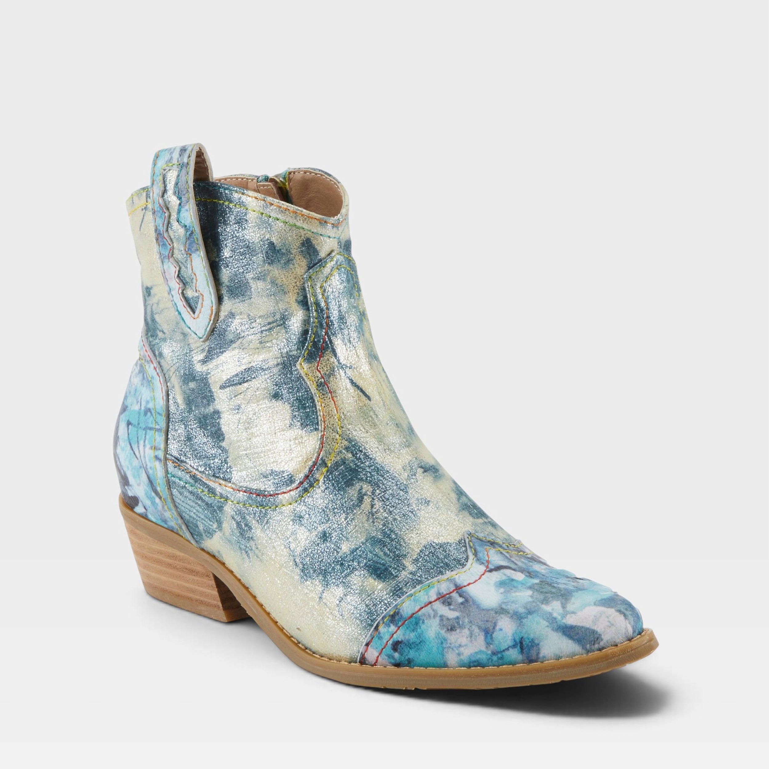 L'Artiste FLIRTINI BOOTS in BLUM, front view