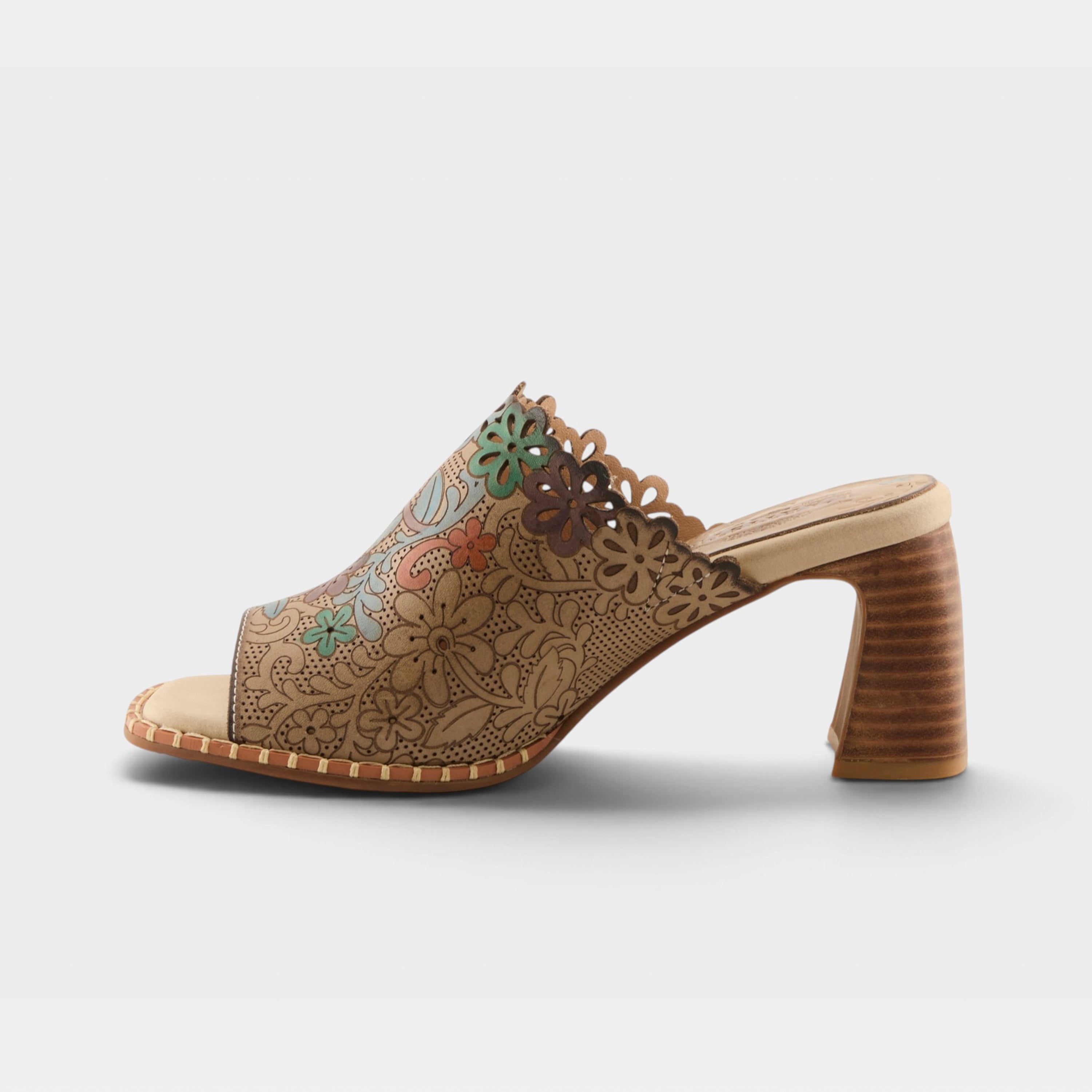 L'Artiste Foxxila sandals in Beige Multi, side view